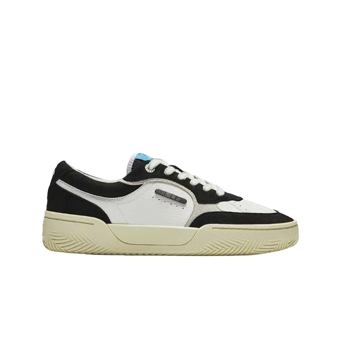 안타 카이 트라이브 블랙 화이트 그레이(Anta Kai Tribe Black White Grey)