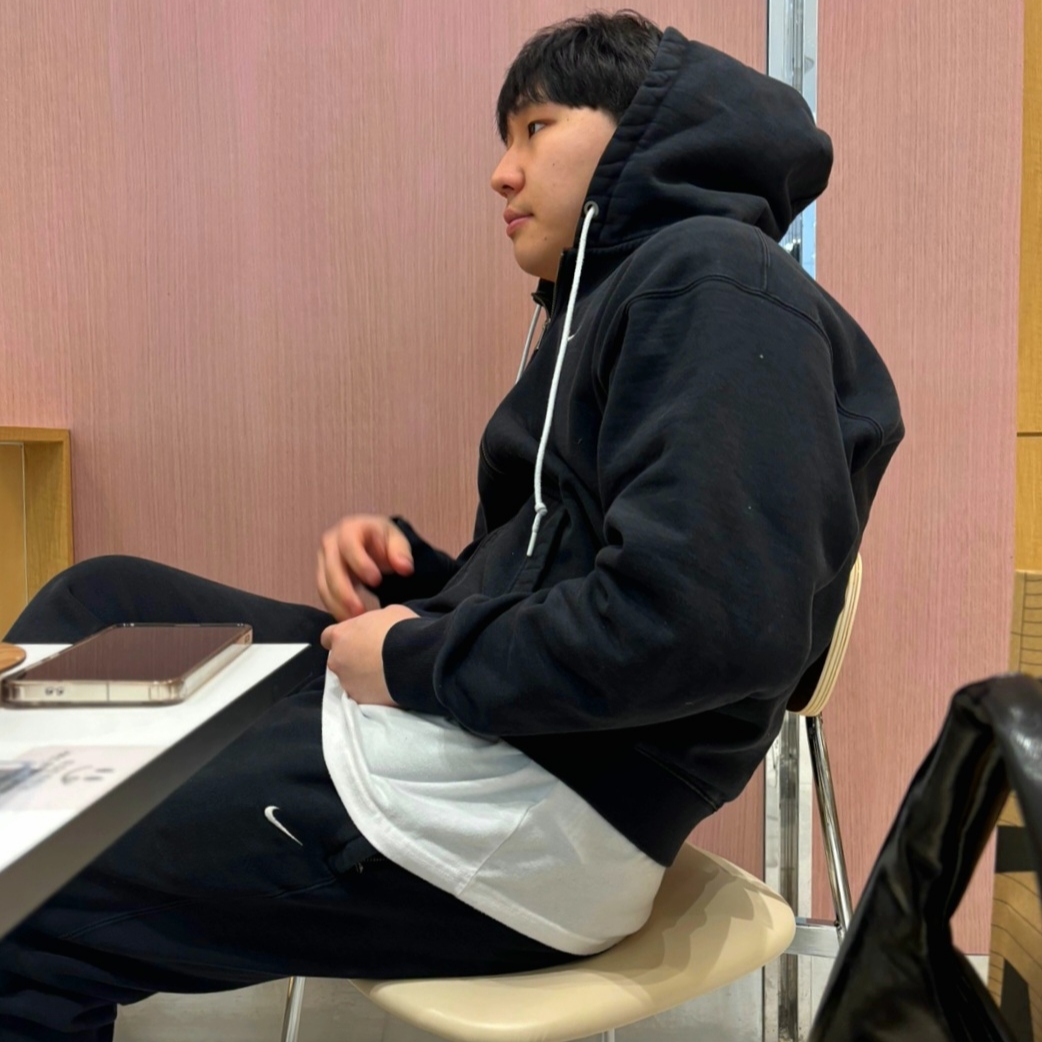 Nike NRG Solo Swoosh Full Zip Hoodie Black - Asia, (W) Nike NRG Solo Swoosh Fleece Pants Black White - Asia 착용 스타일 - 2
