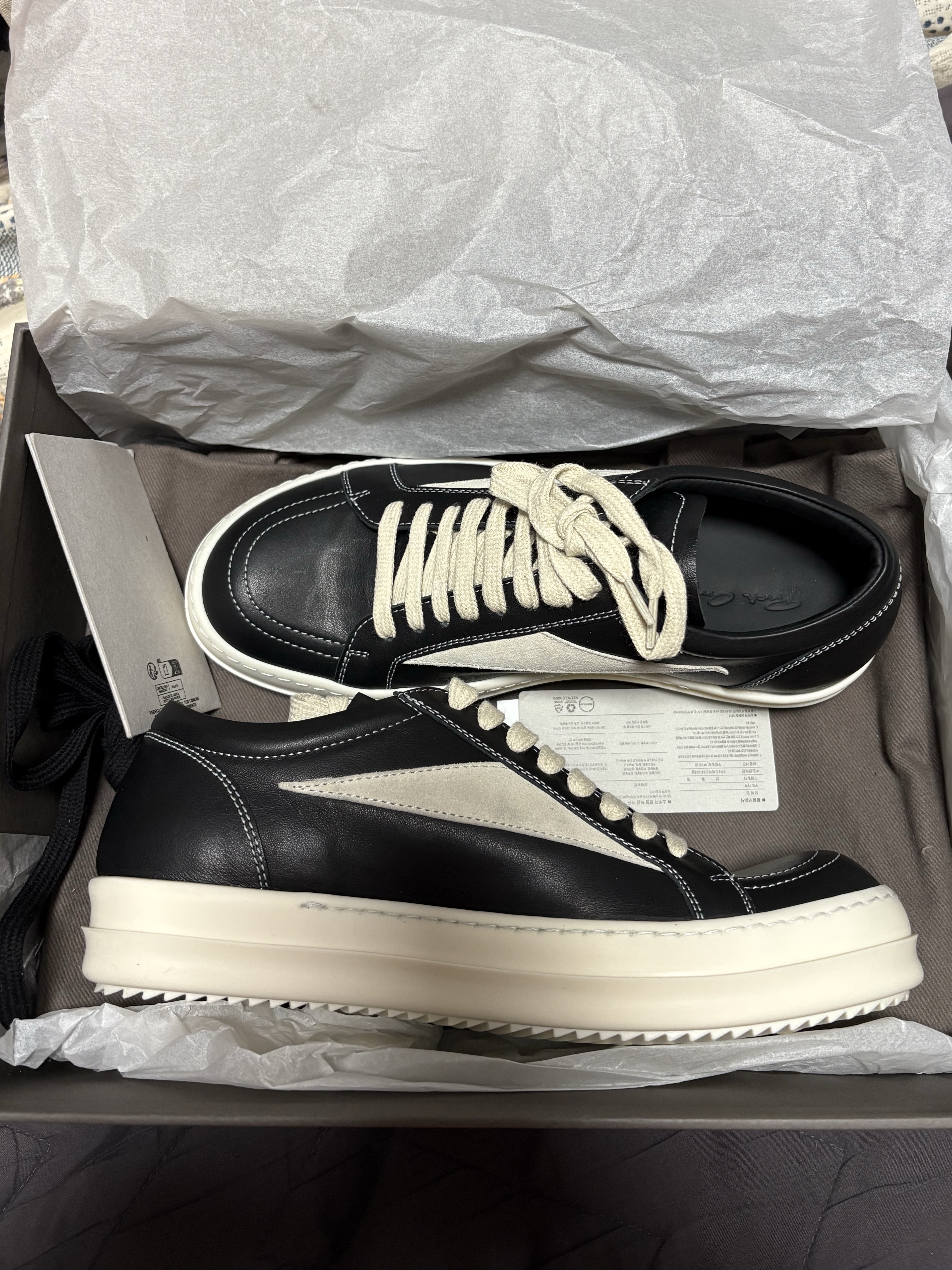 Rick Owens Vintage Sneaks Black Milk, Rick Owens Luxor Vintage Sneakers Black Milk 착용 스타일 - 2