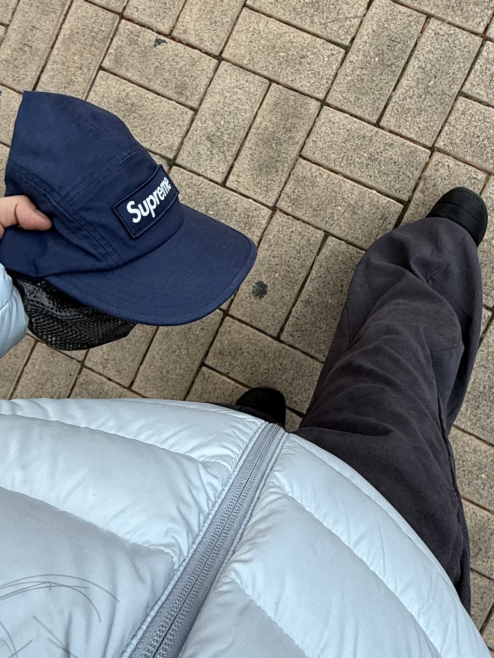 Supreme Military Camp Cap Navy - 23FW 착용 스타일