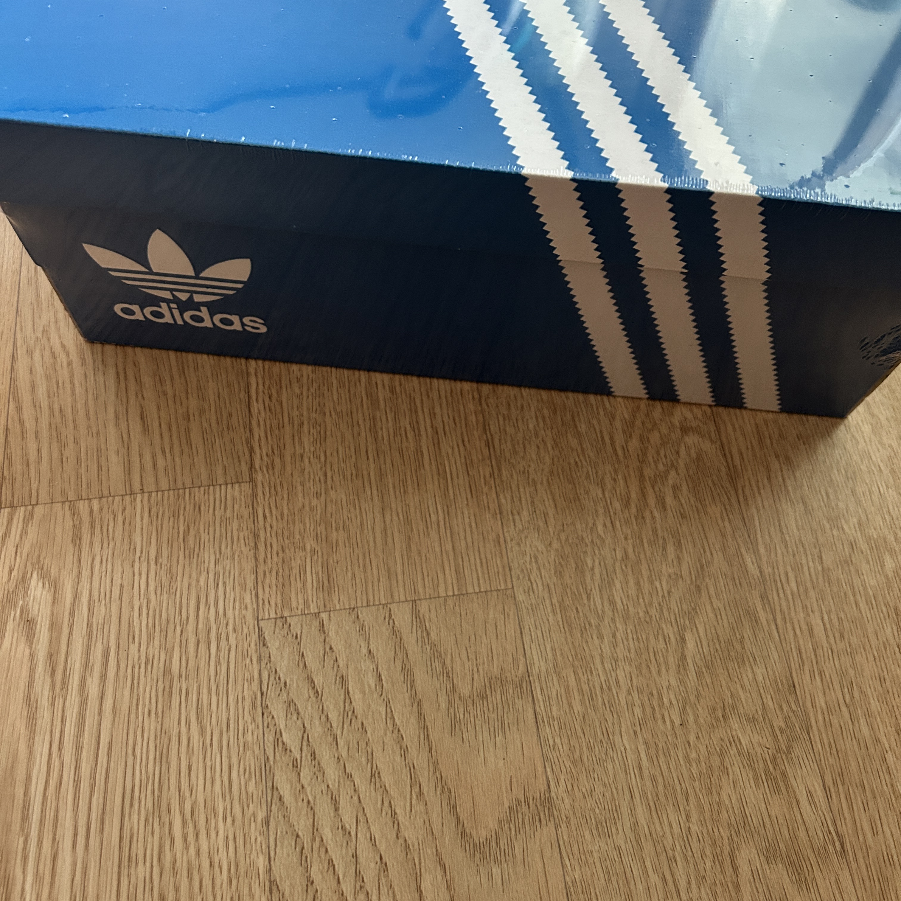 Adidas Puffylette Off White 착용 스타일 - 1
