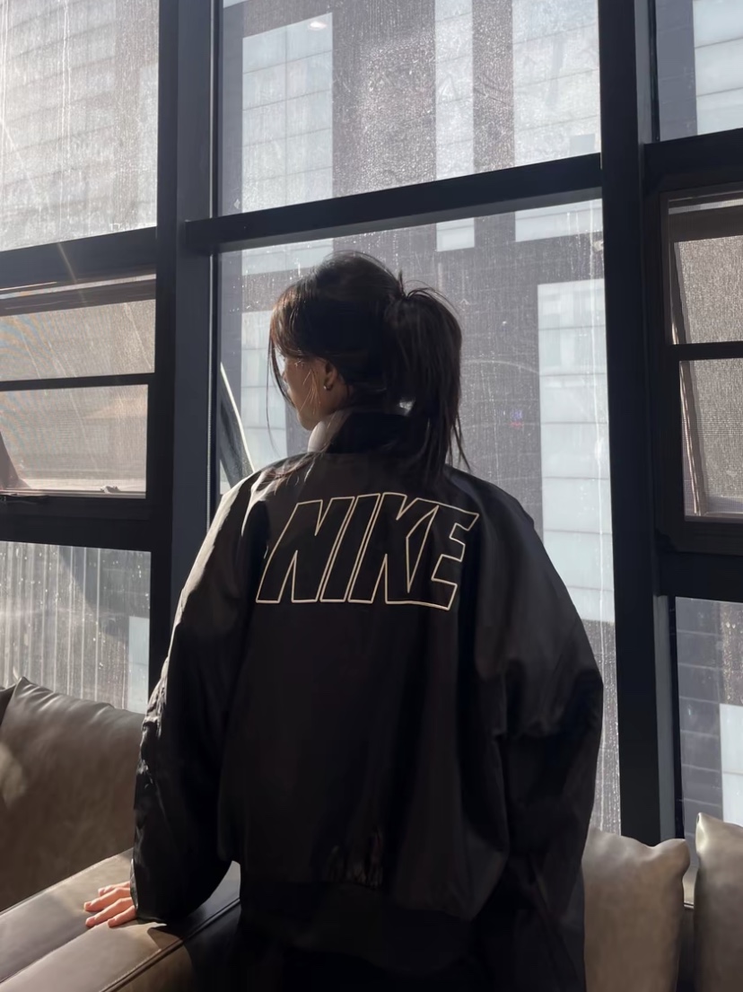 Nike NSW Reversible Faux Fur Bomber Jacket Black - Asia 착용 스타일 - 1