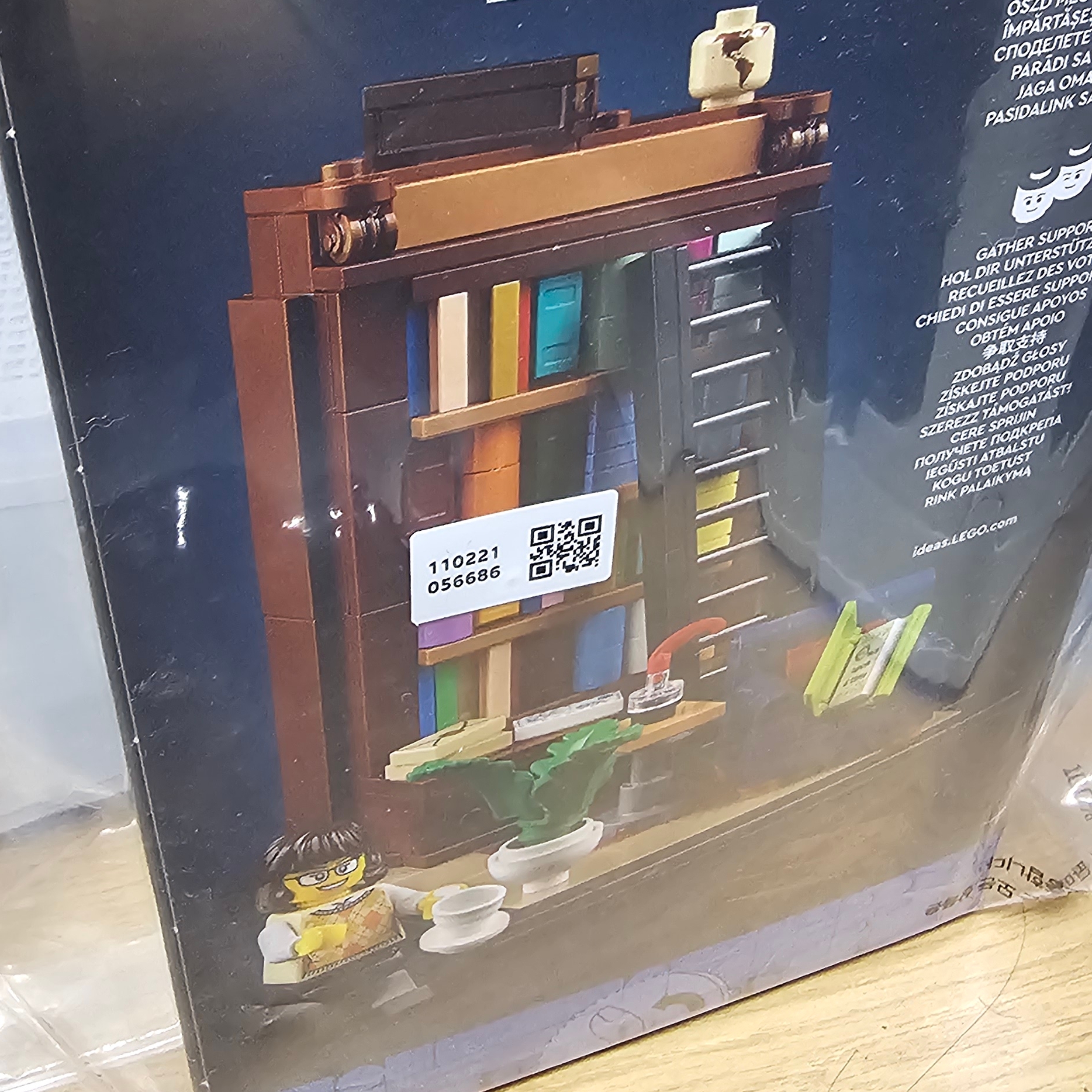 Lego Idea Books Are My Passion 착용 스타일