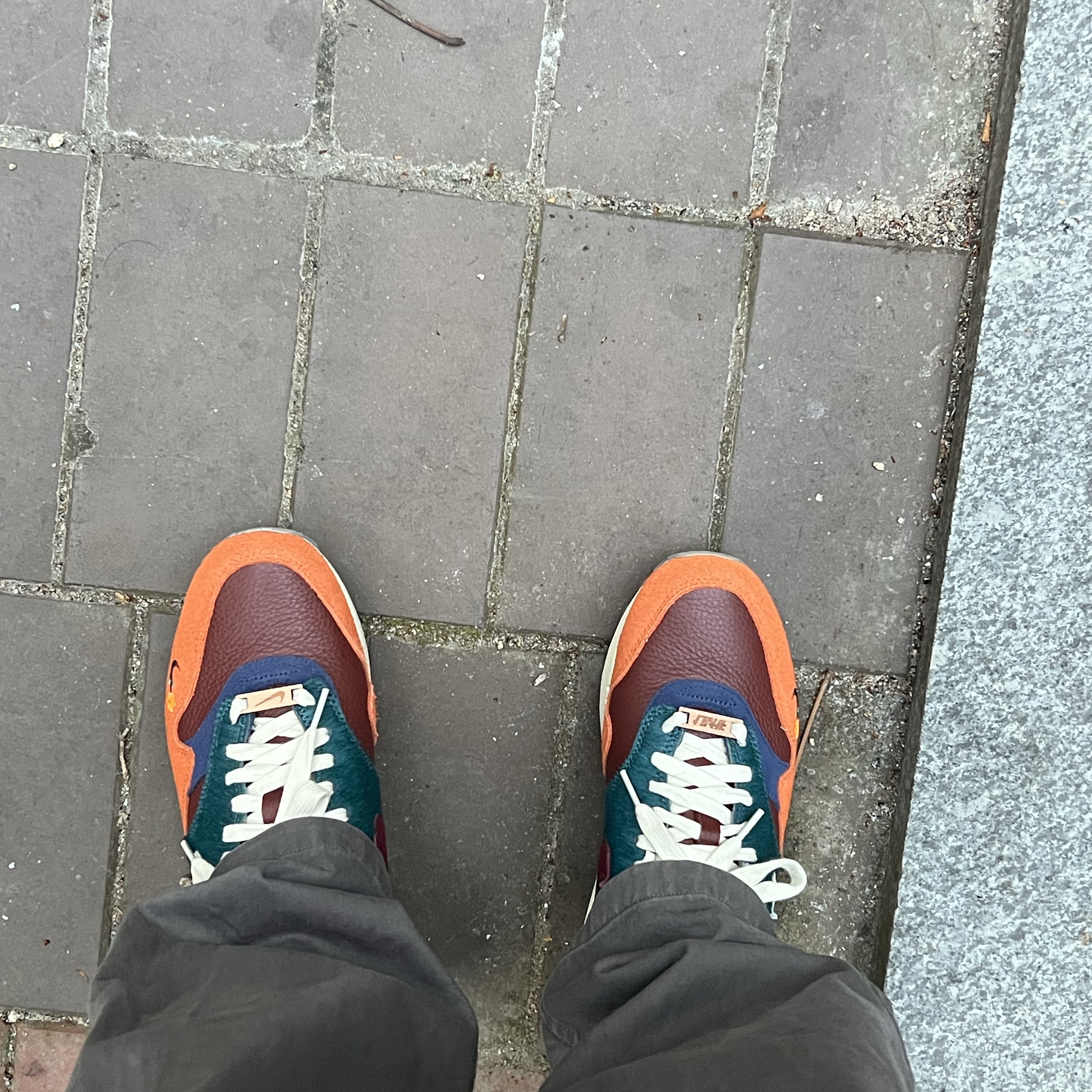 Nike x Kasina Air Max 1 SP Won-Ang Orange 착용 스타일