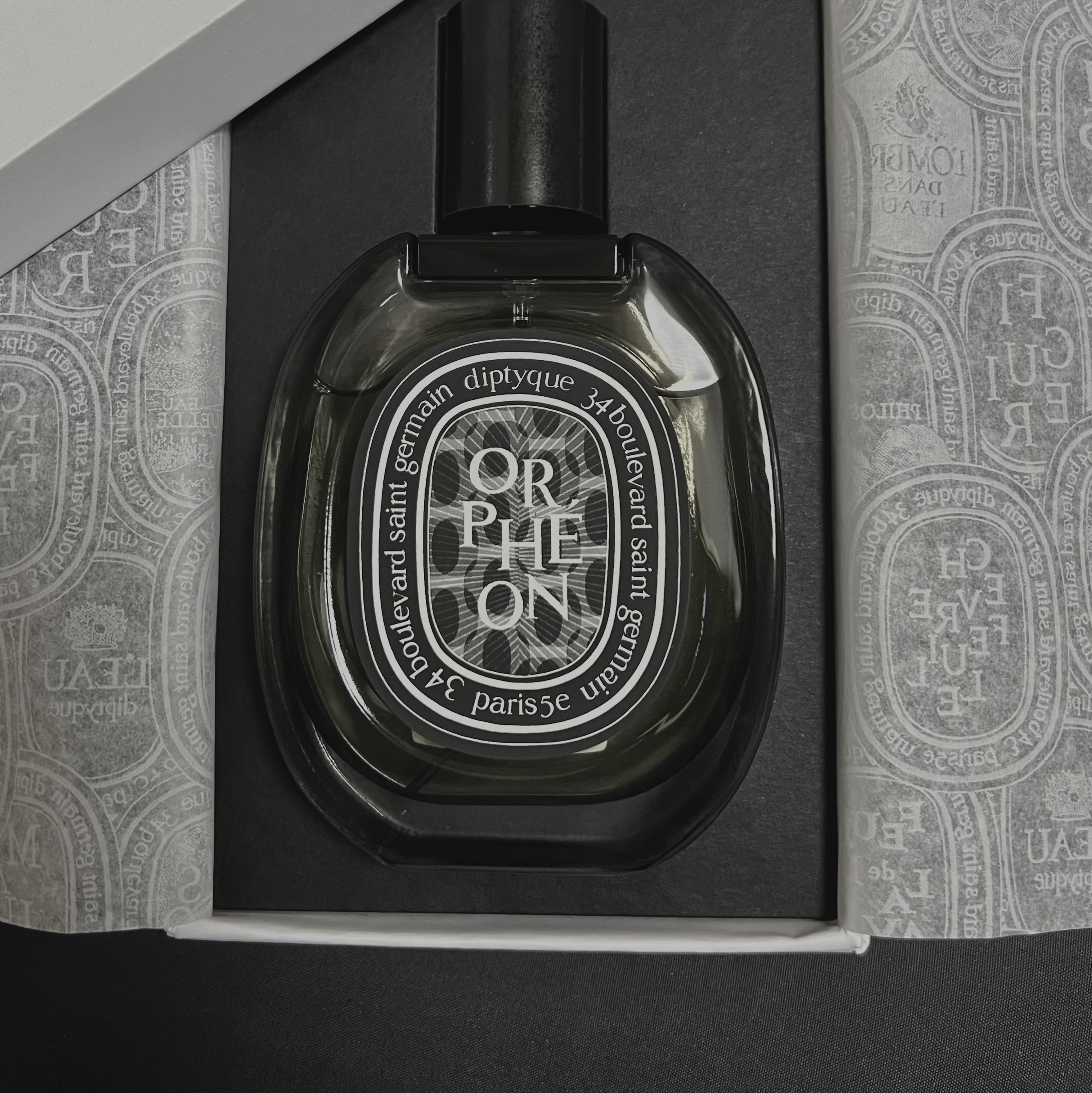 Diptyque Orpheon Eau De Parfum 75ml 착용 스타일