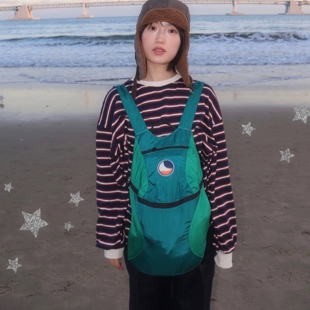 Ticket To The Moon Mini Backpack 15L Emerald Green 착용 스타일 - 2