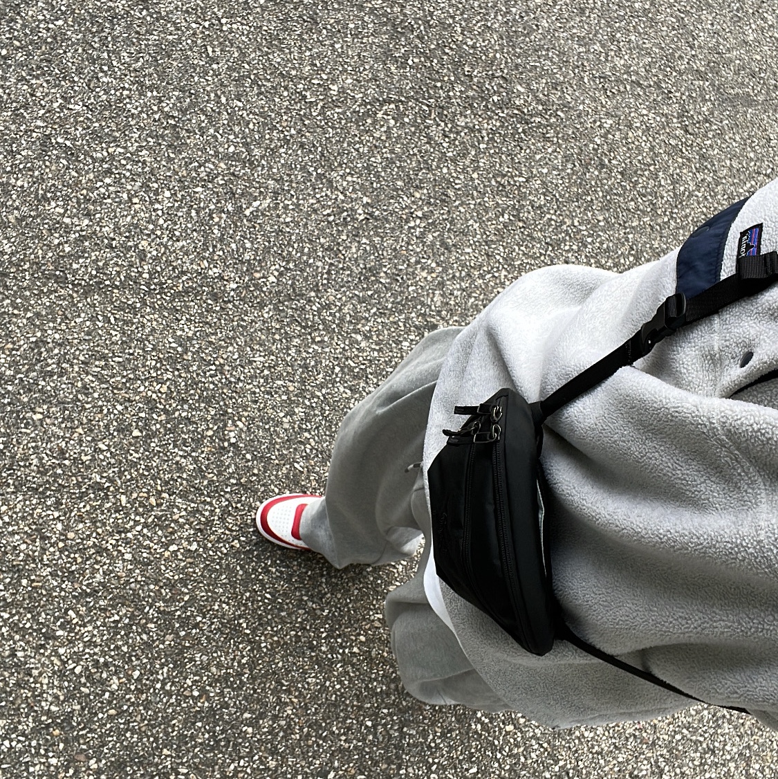 Arc'teryx Mantis 1 Waistpack Black II 착용 스타일