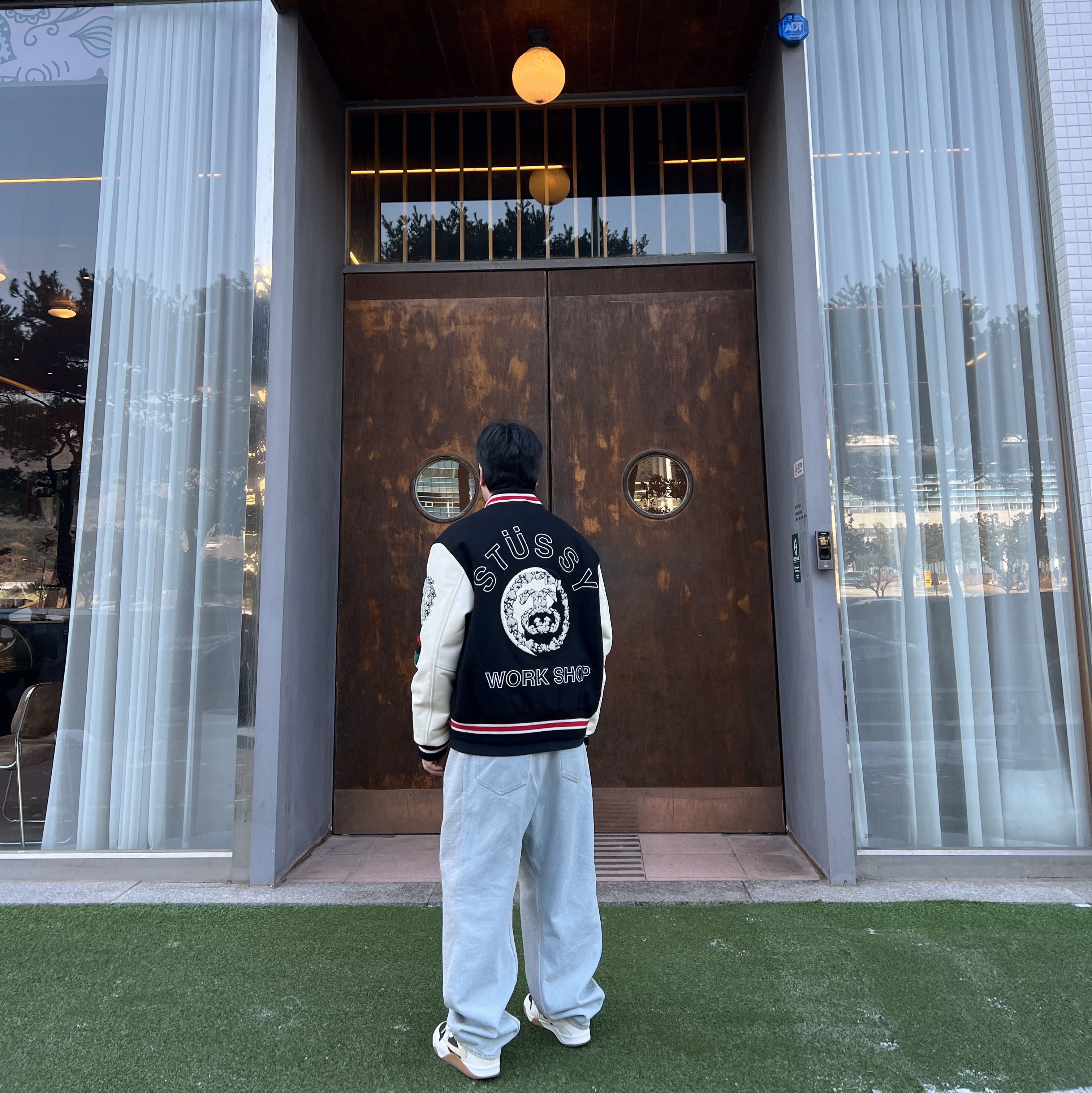 Stussy x Our Legacy x Denim Tears TTL Varsity Jacket Black, Supreme x Bless Sweatpant Jean Heather Grey - 23FW 착용 스타일 - 3