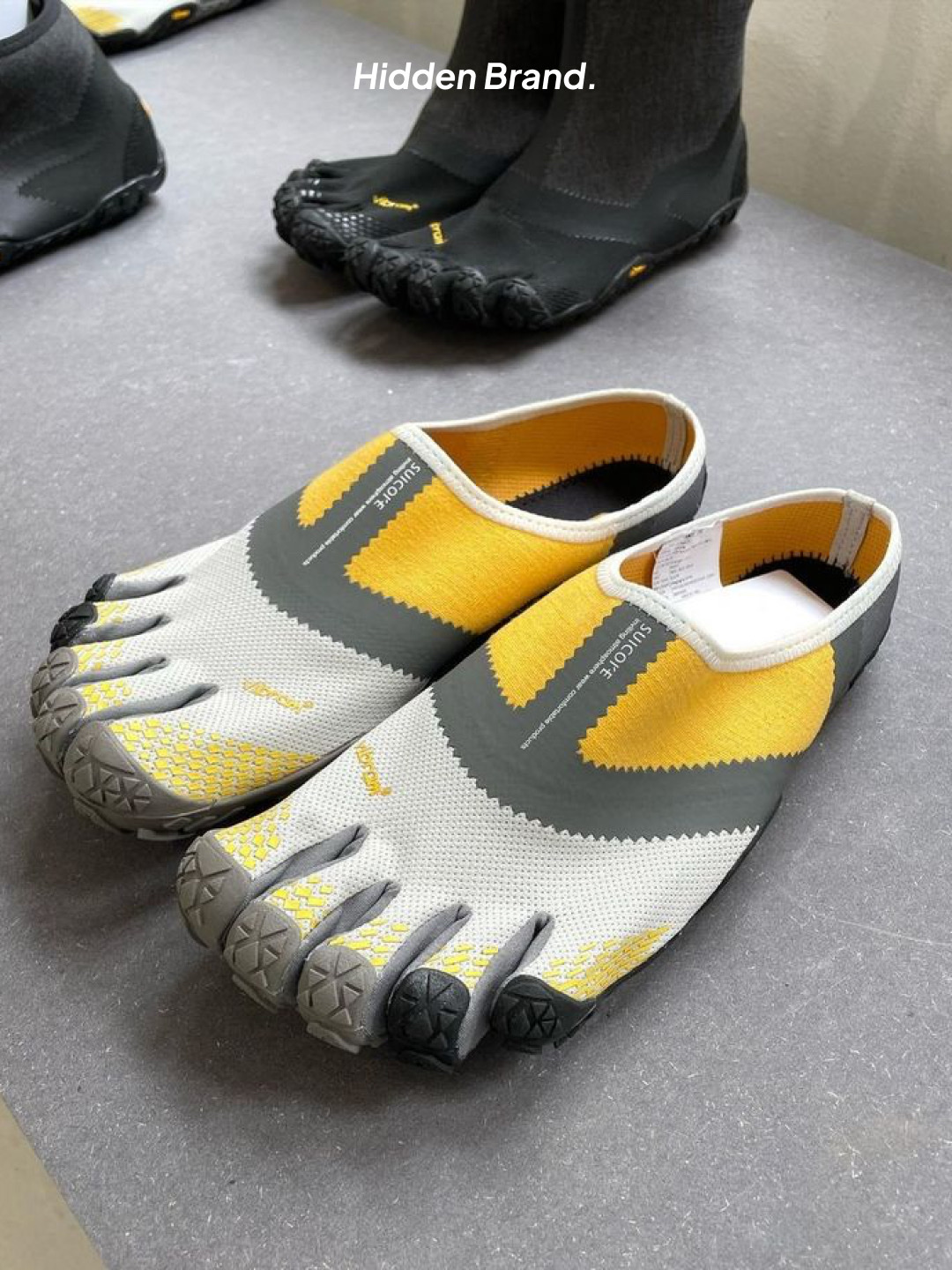 Suicoke Urich Sandals Black, Toga x Suicoke Tono Sandals Black 착용 스타일 - 6