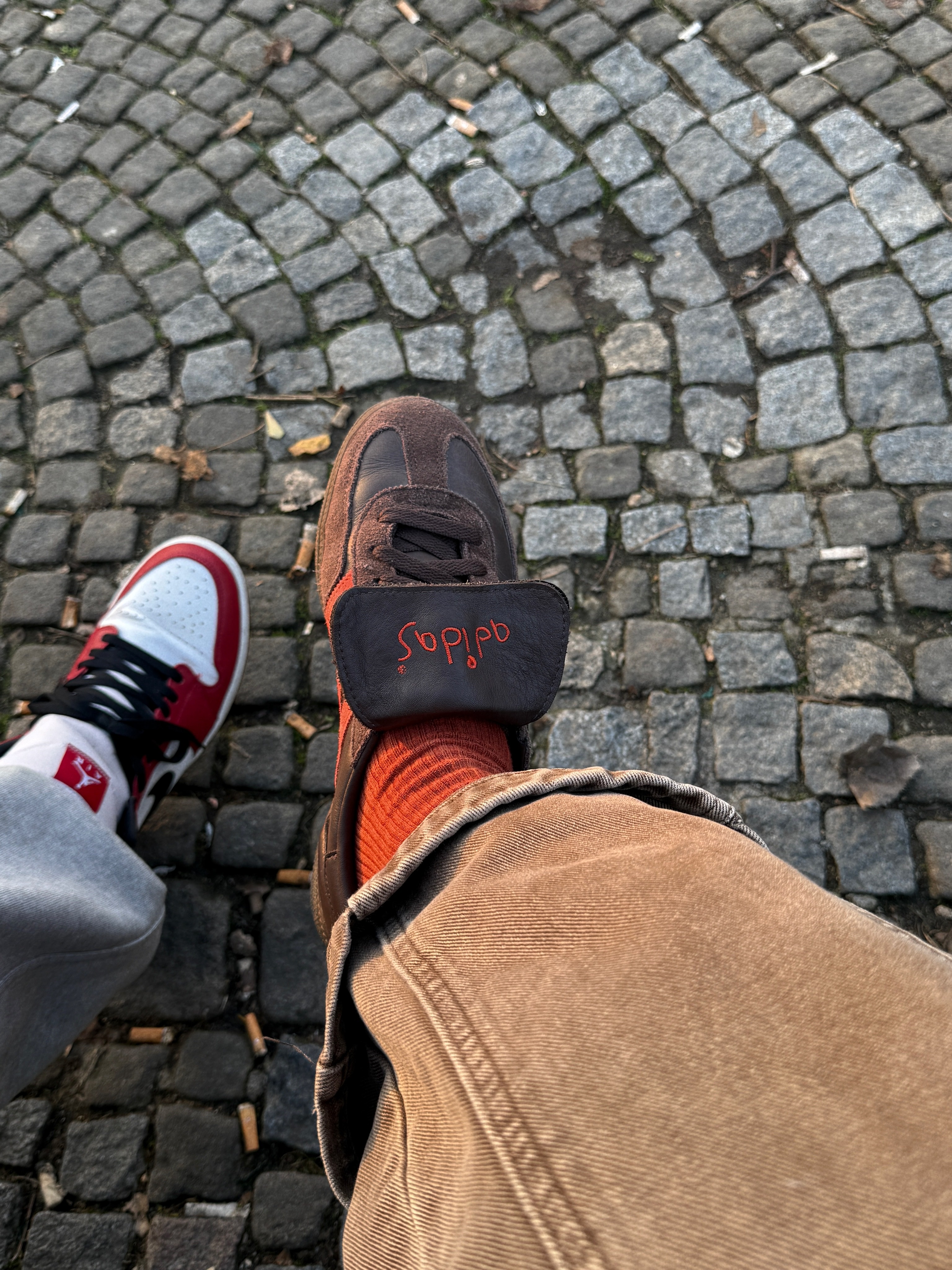 Adidas Spezial Handball Brown Collegiate Orange 착용 스타일 - 8