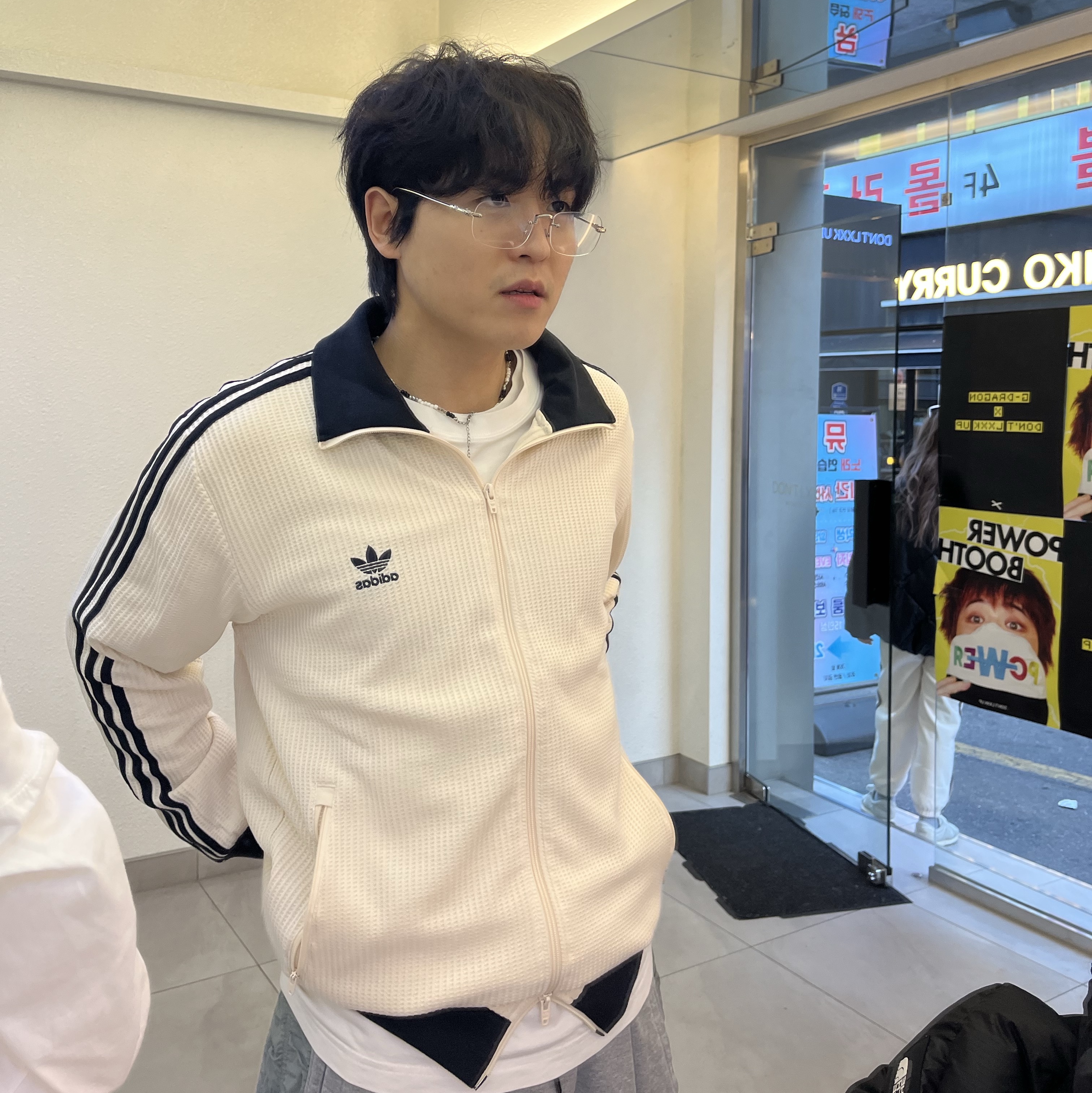 Adidas Waffle Beckenbauer Track Top Wonder White - KR Sizing 착용 스타일 - 1