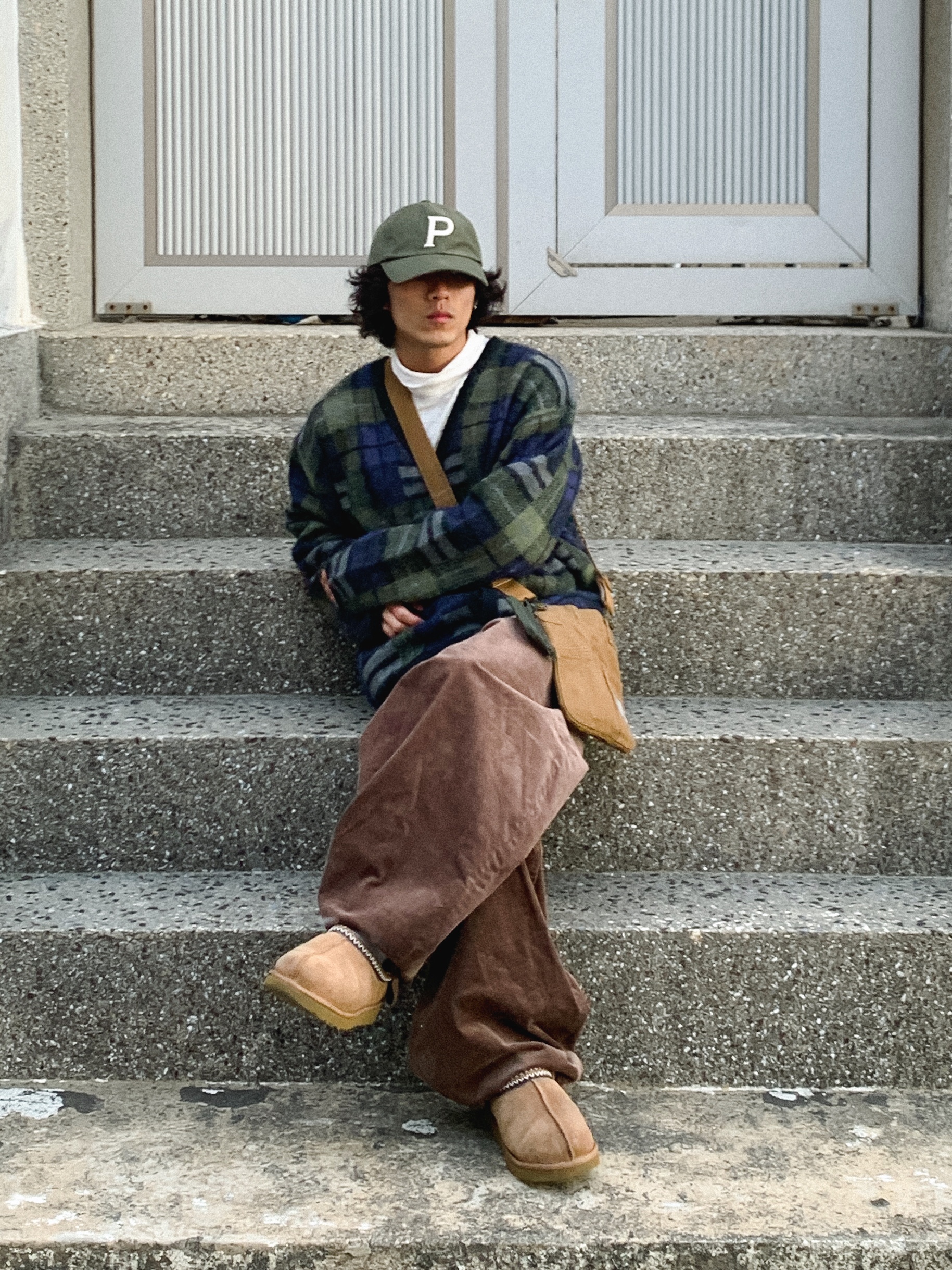 (W) UGG Tasman Slipper Chestnut 착용 스타일 - 1