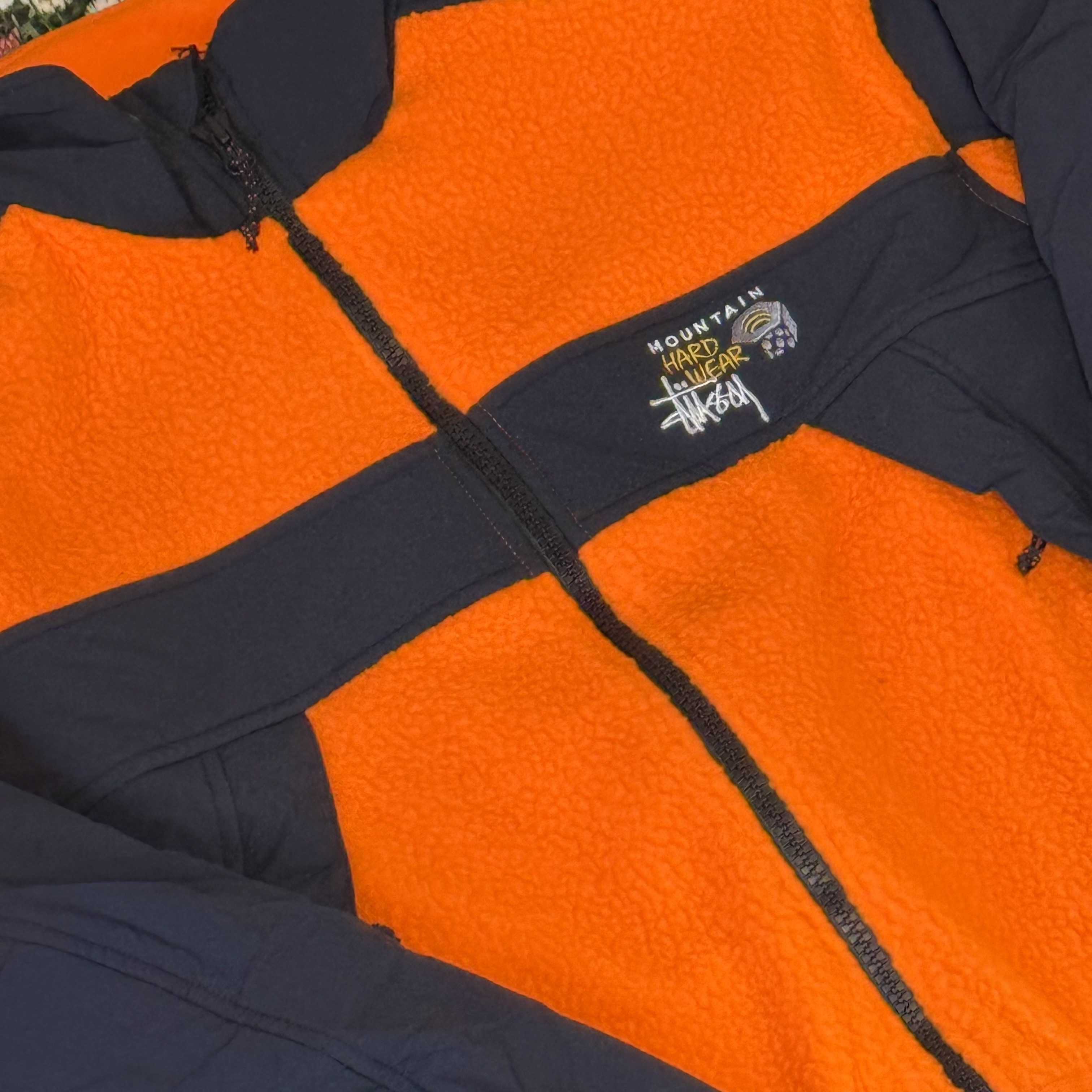 Stussy x Mountain Hardwear Fleece Jacket Alpine Orange 착용 스타일 - 3