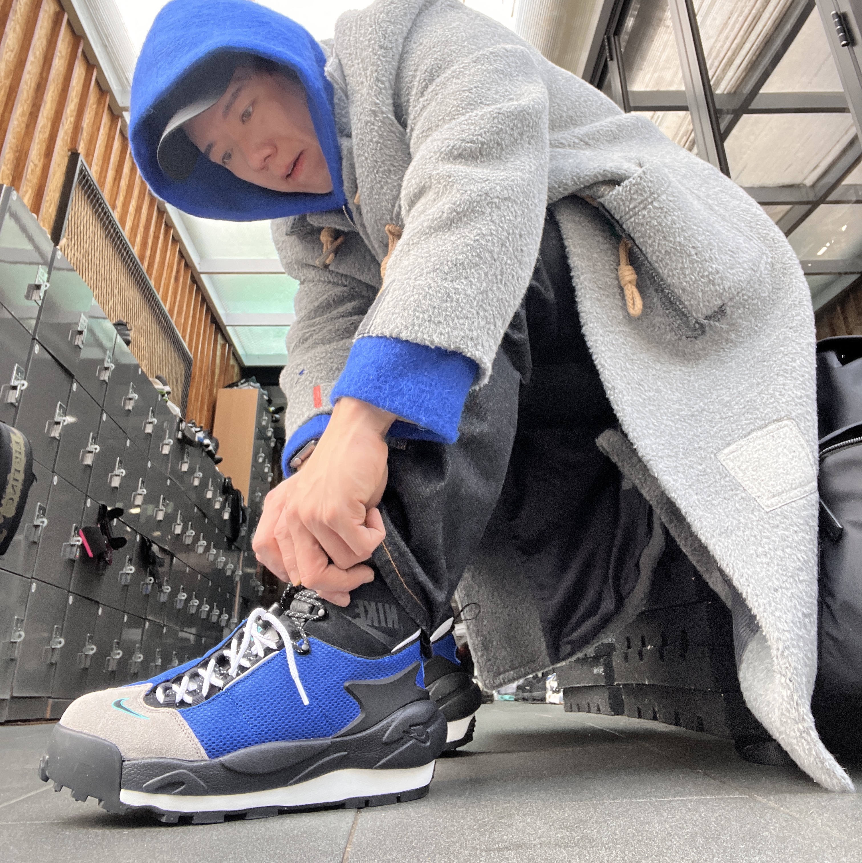 Nike x Sacai Magmascape SP Varsity Royal 착용 스타일