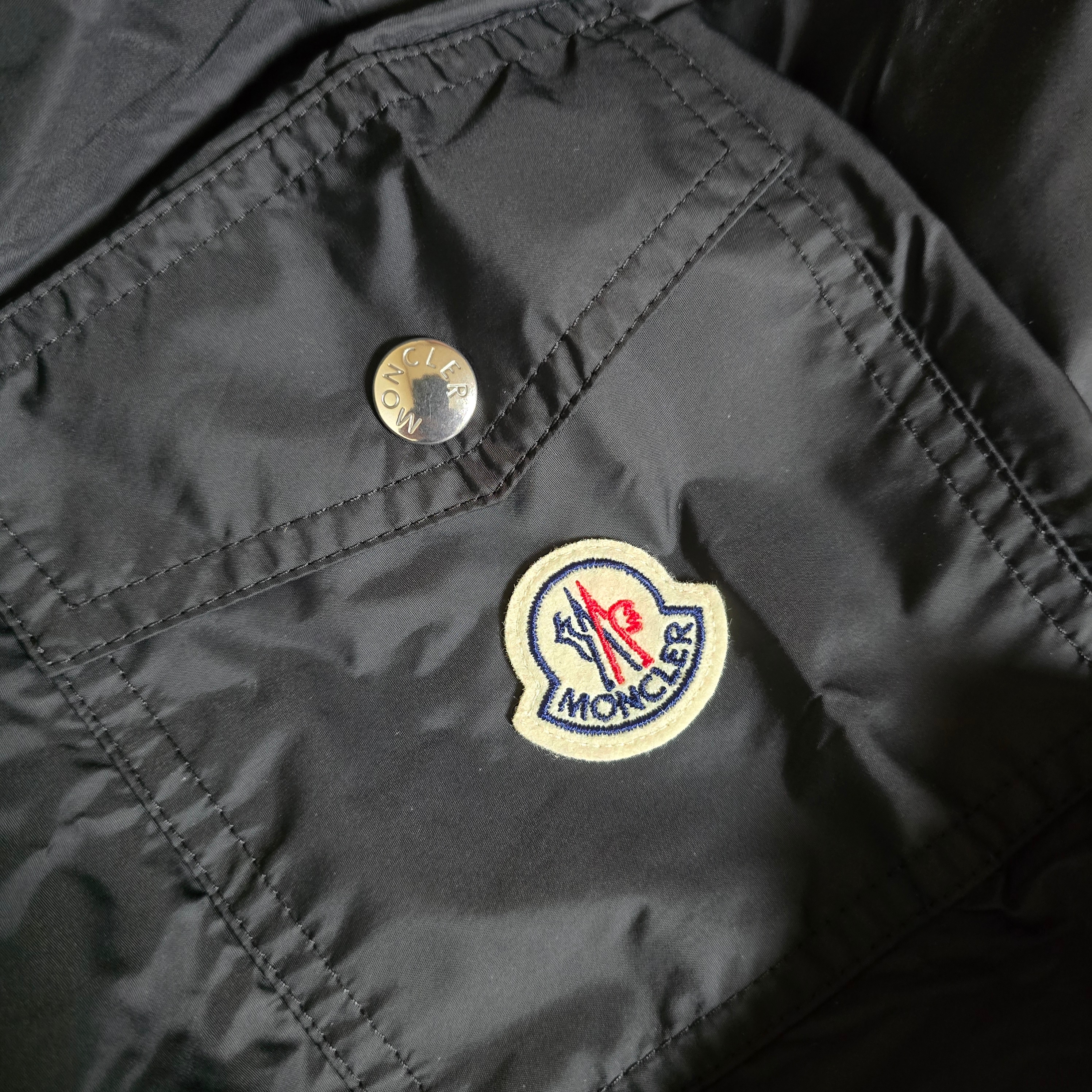 Moncler Etiache Rain Jacket Black - 24SS 착용 스타일 - 4