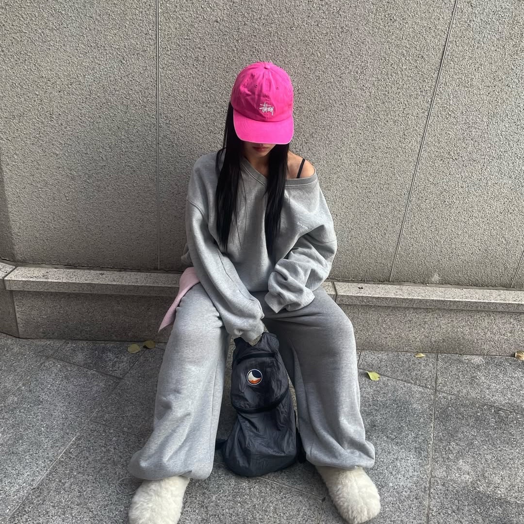 Ticket To The Moon Mini Backpack 15L Dark Grey, Stussy Washed Basic Low Pro Cap Magenta 착용 스타일 - 2