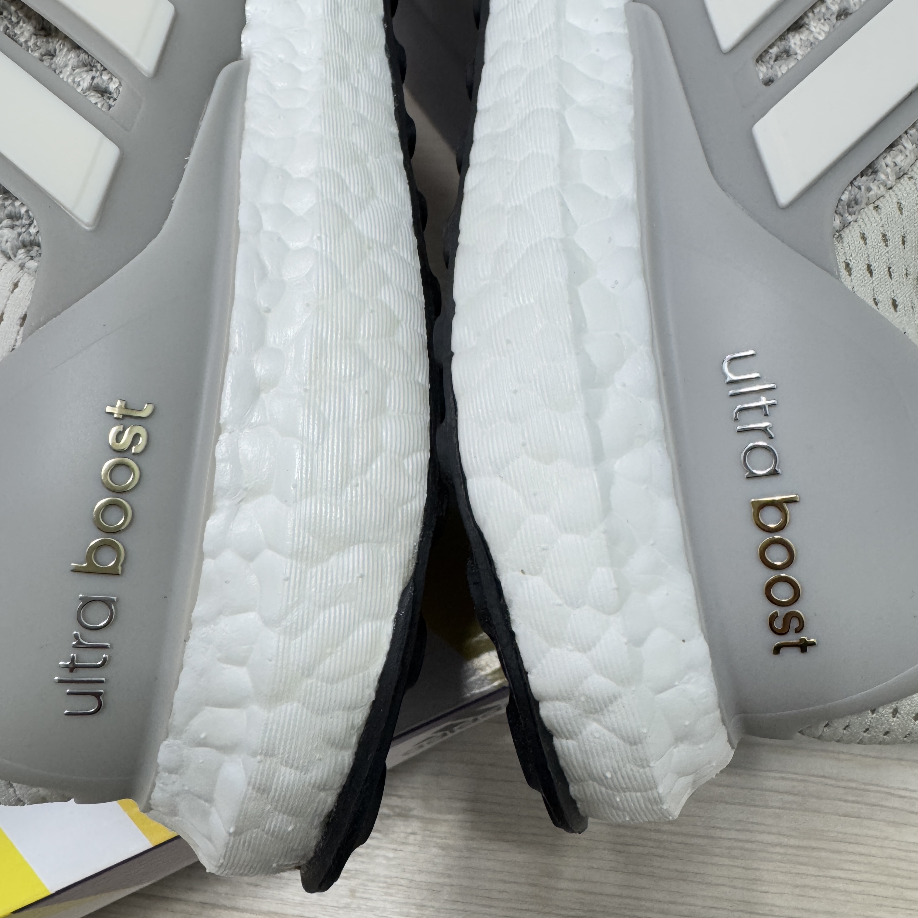 Adidas Ultraboost 1.0 Cream White 착용 스타일 - 8