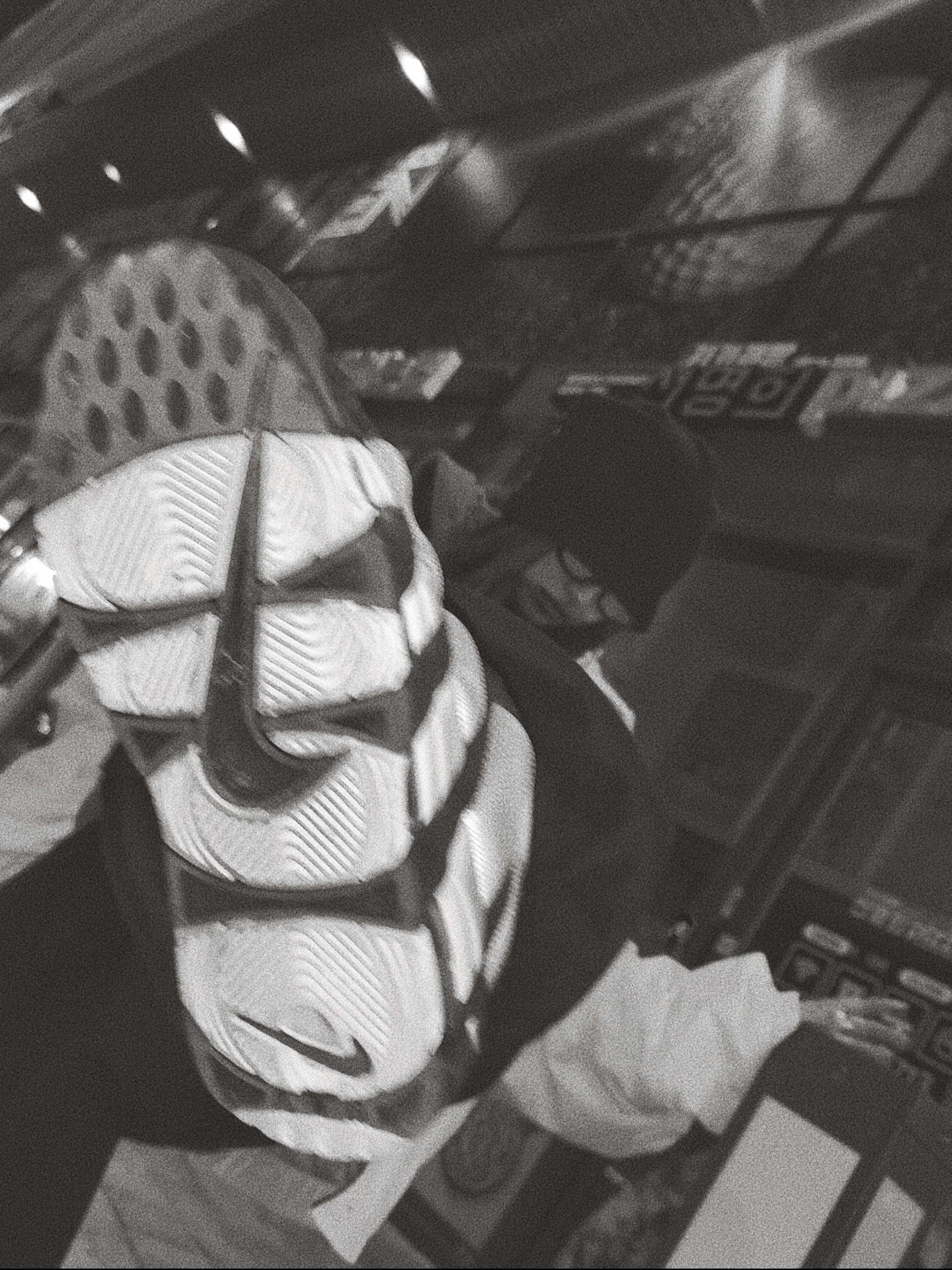 Nike Air More Uptempo 96 Cobalt Bliss 착용 스타일 - 2