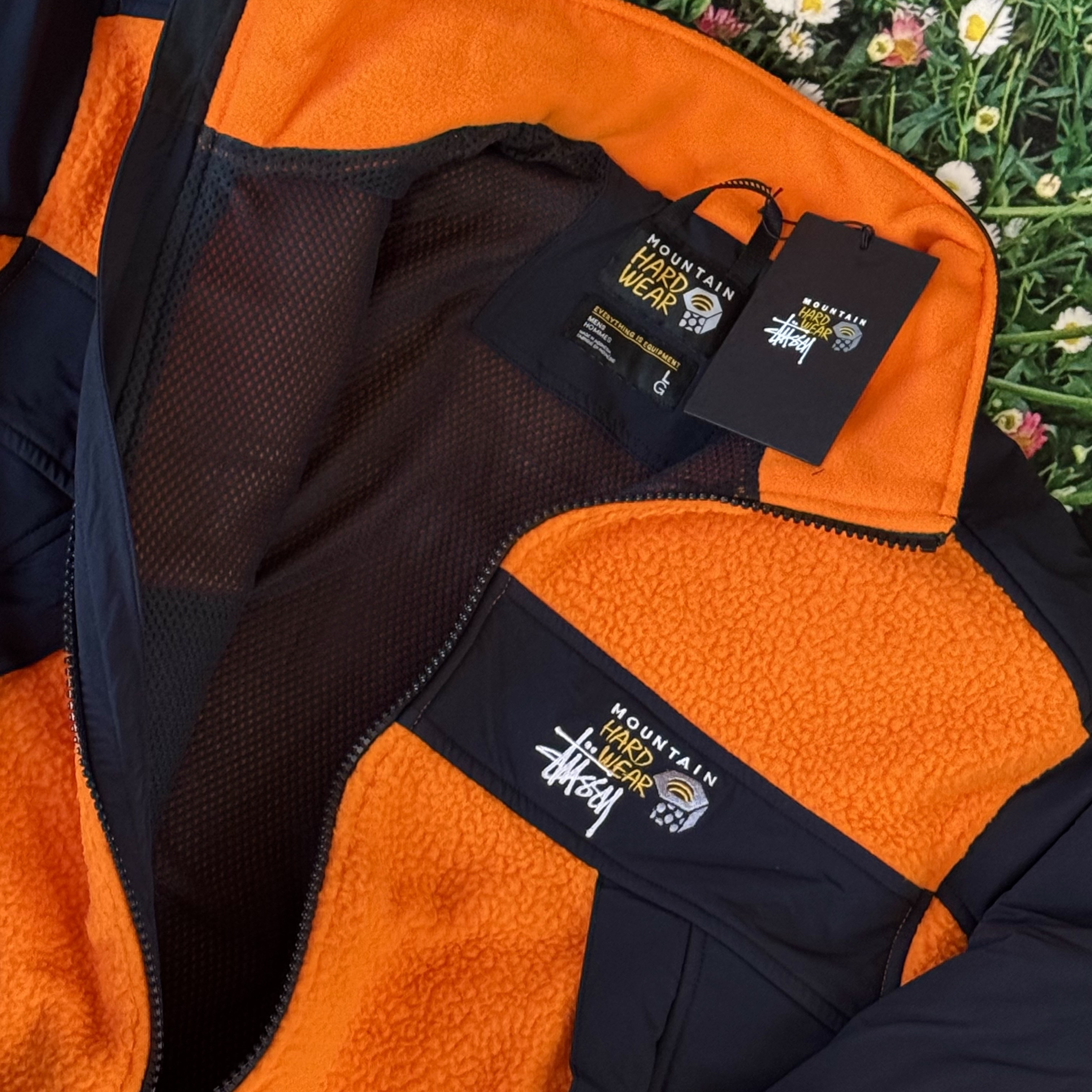 Stussy x Mountain Hardwear Fleece Jacket Alpine Orange 착용 스타일 - 4