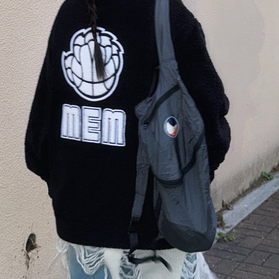 Ticket To The Moon Mini Backpack 15L Dark Grey 착용 스타일 - 2