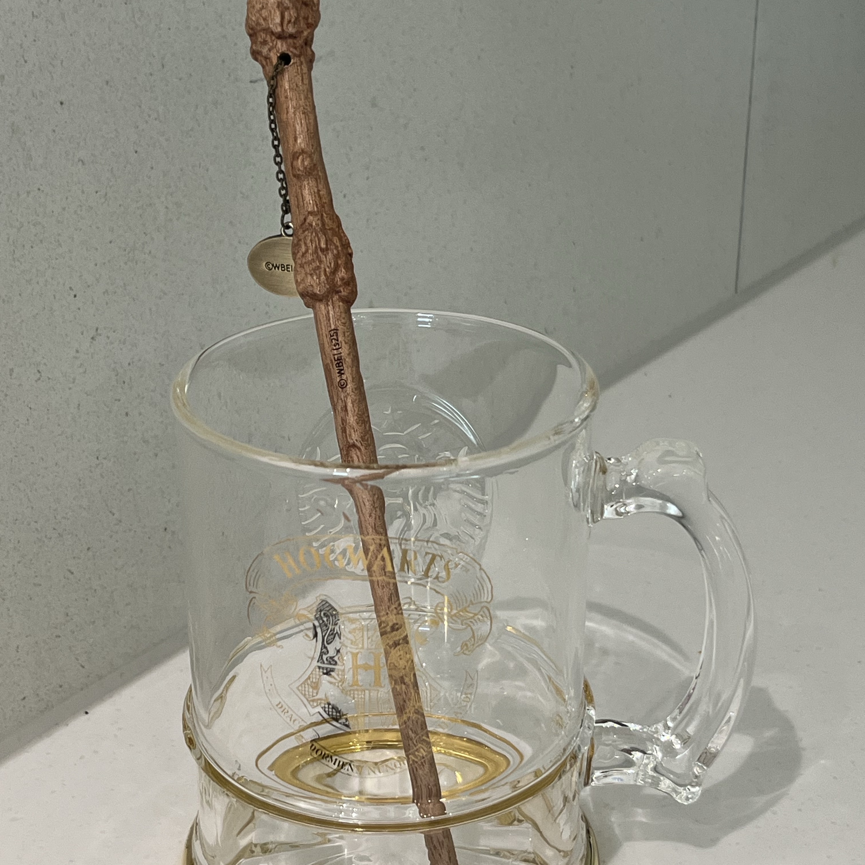 Starbucks x Harry Potter Handle Glass 503ml, Starbucks x Harry Potter Wand Muddler 착용 스타일