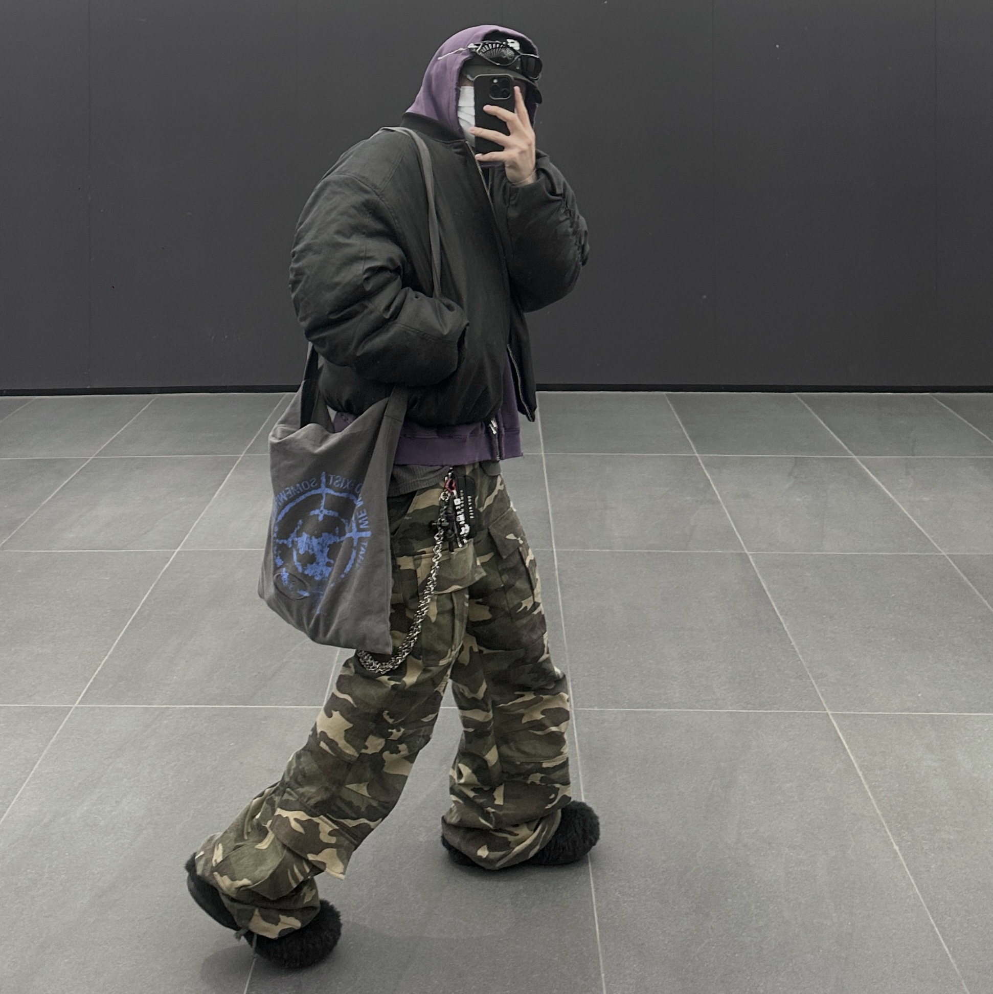 MELLOW Back slit washed MA-1 BLACK 착용 스타일