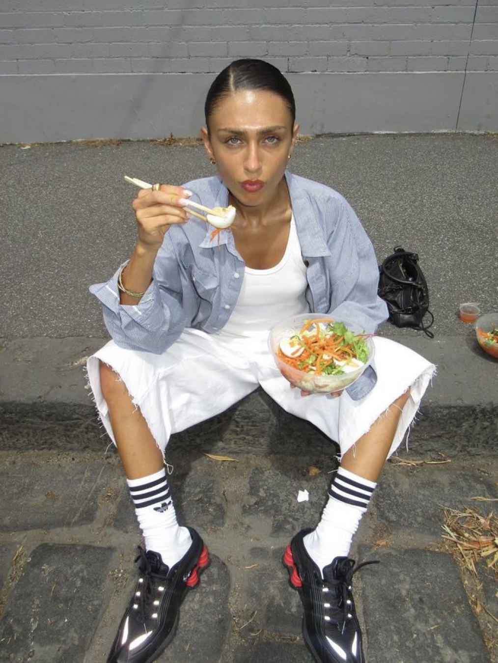 (W) Nike Shox TL Black and Max Orange, (W) Nike Shox TL White and Max Orange 착용 스타일 - 5