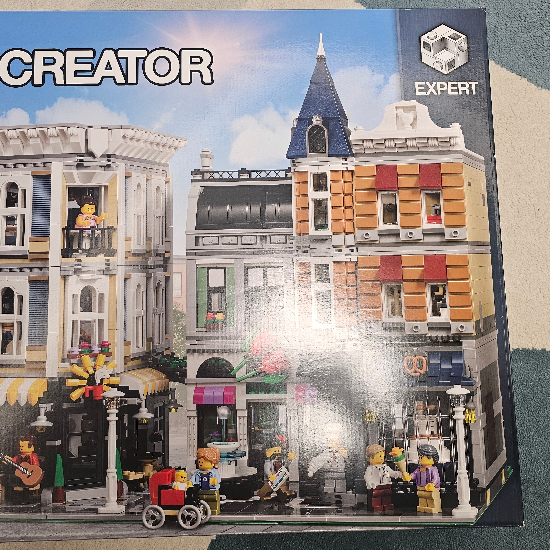 Lego Assembly Square 착용 스타일