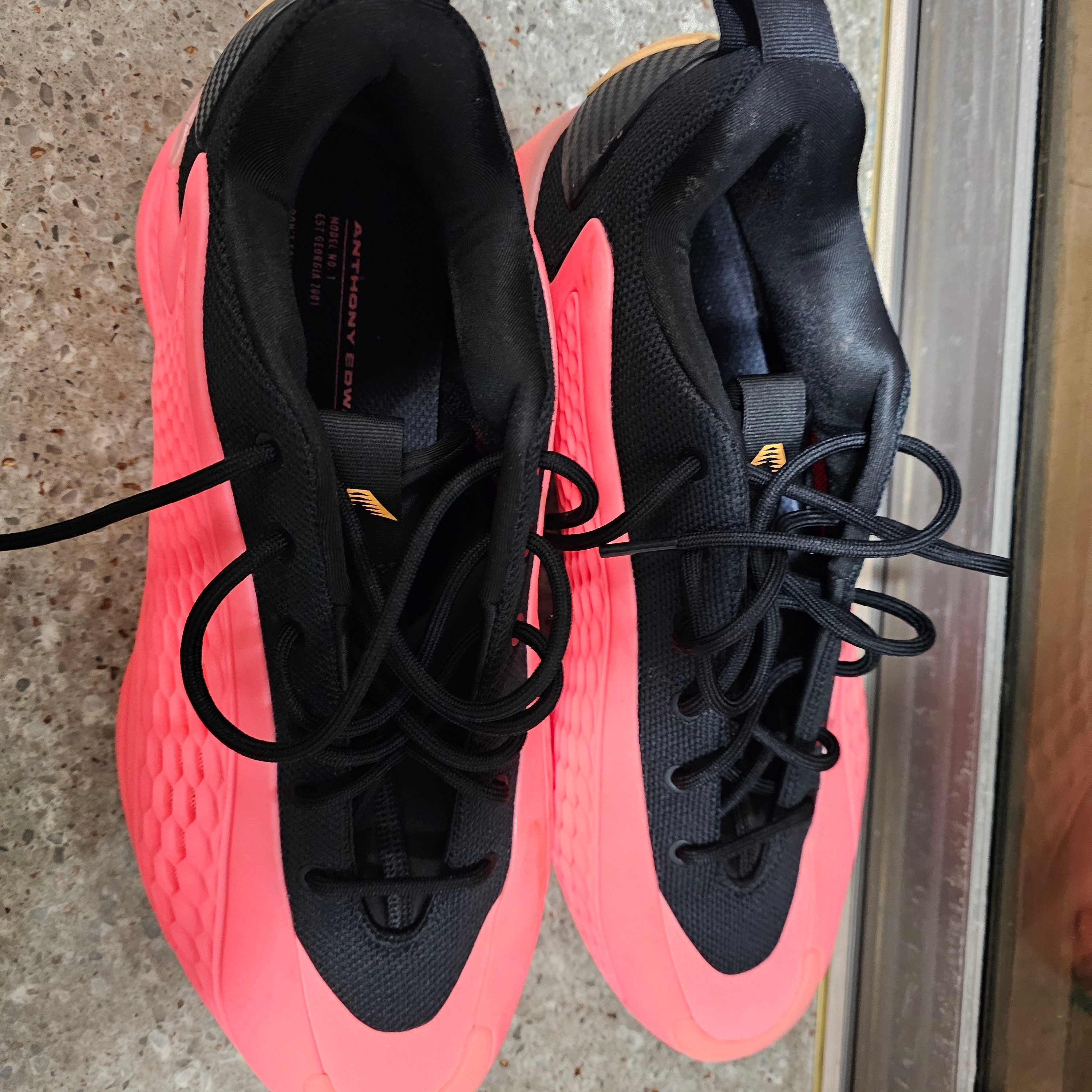 Adidas A.E. 1 Low Acid Red Core Black 착용 스타일