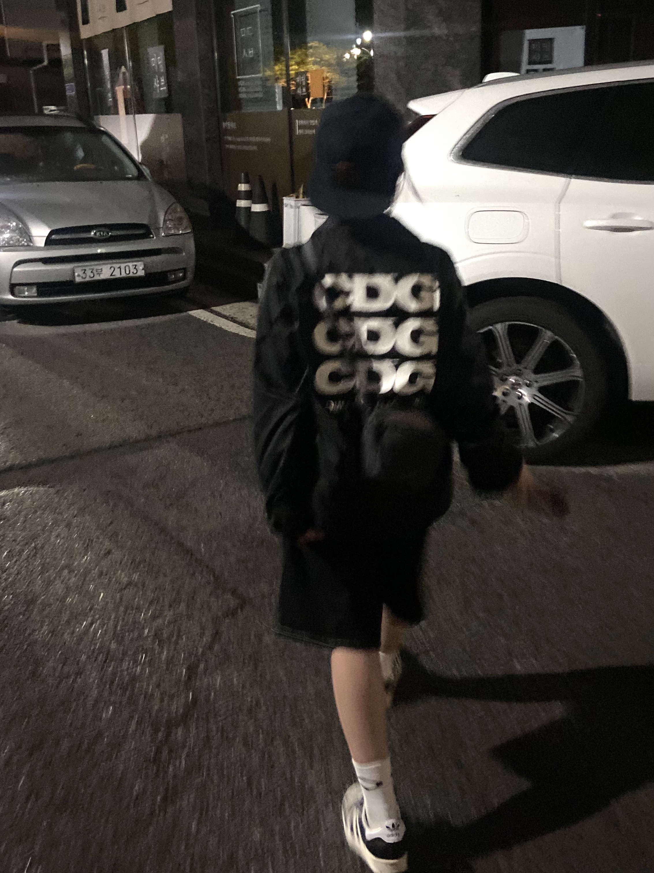 CDG Logo Coach Jacket Black, Adidas Superstar 82 FI Core Black 착용 스타일