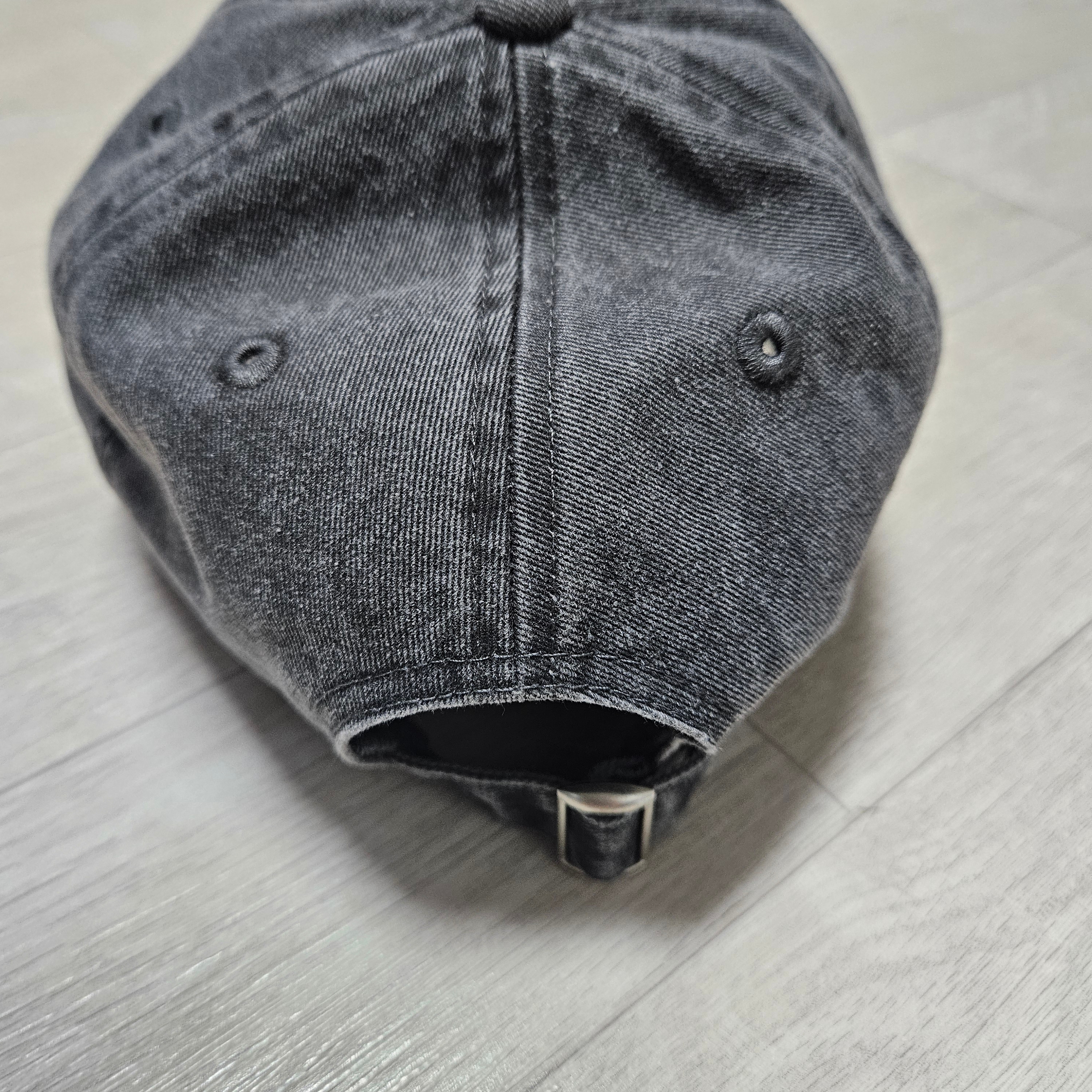 Stussy Washed Basic Low Pro Cap Charcoal 착용 스타일 - 2