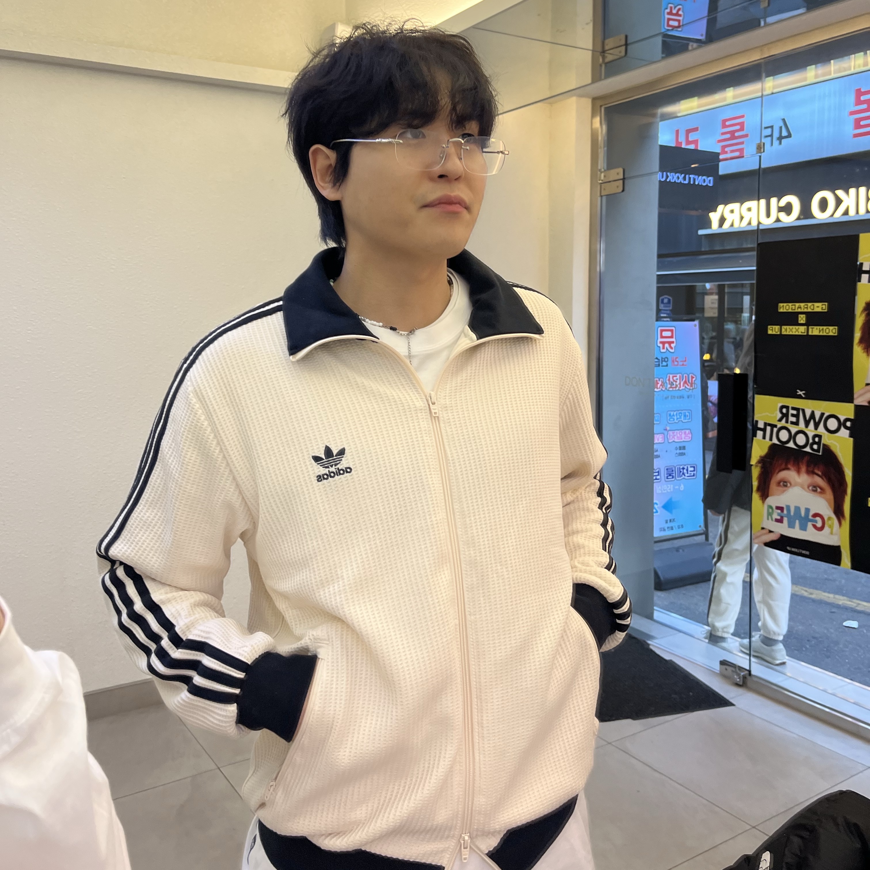 Adidas Waffle Beckenbauer Track Top Wonder White - KR Sizing 착용 스타일 - 3