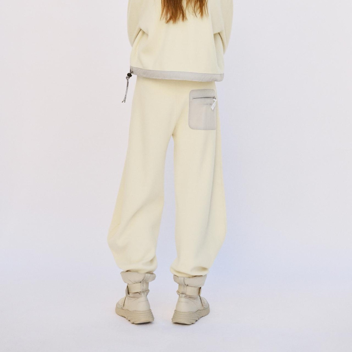 (W) Zara x And Wander Knitted Wool Blend Trousers Ecru 착용 스타일 - 1