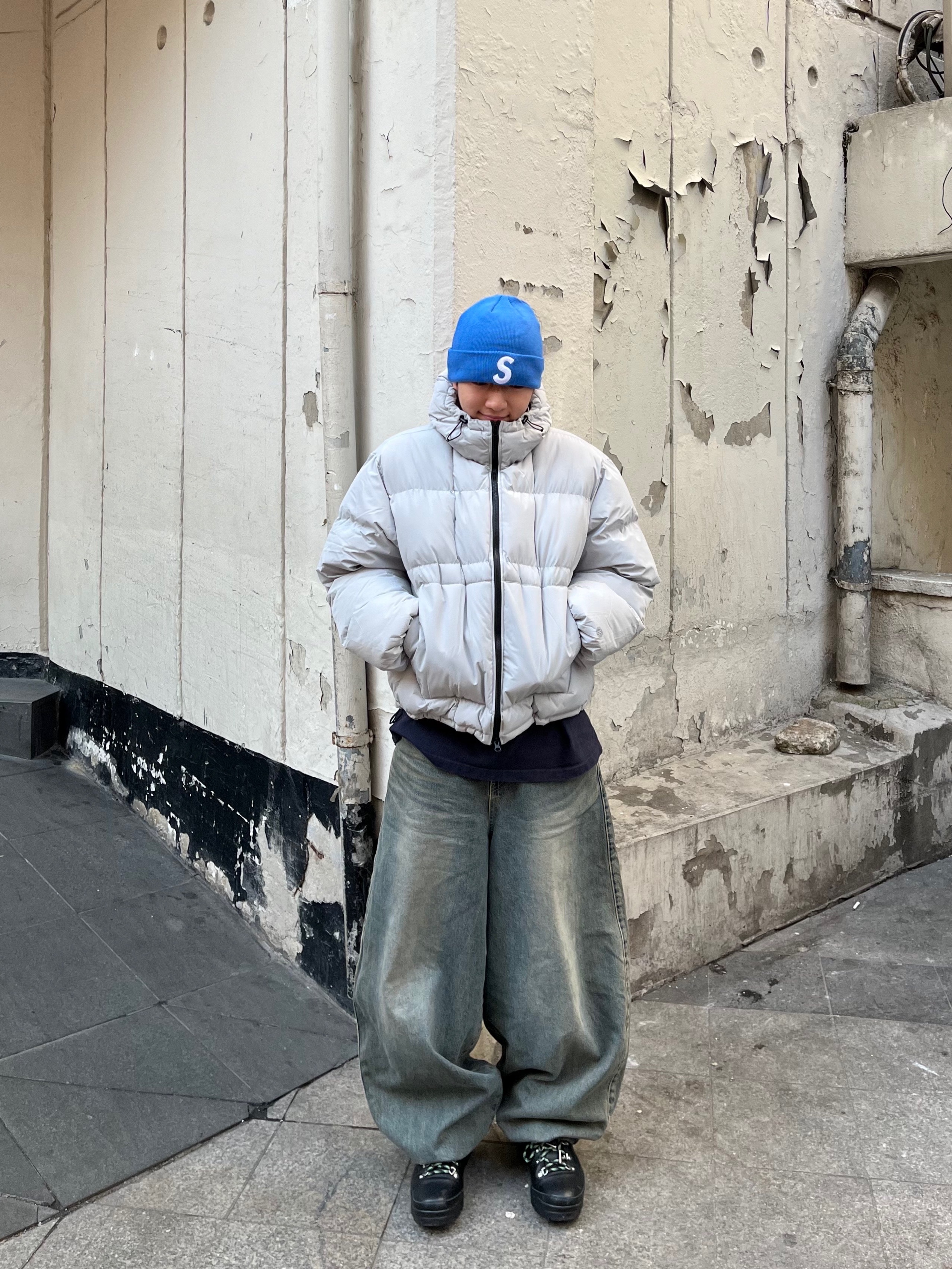 Supreme New Era S Logo Beanie Blue - 24FW 착용 스타일 - 1