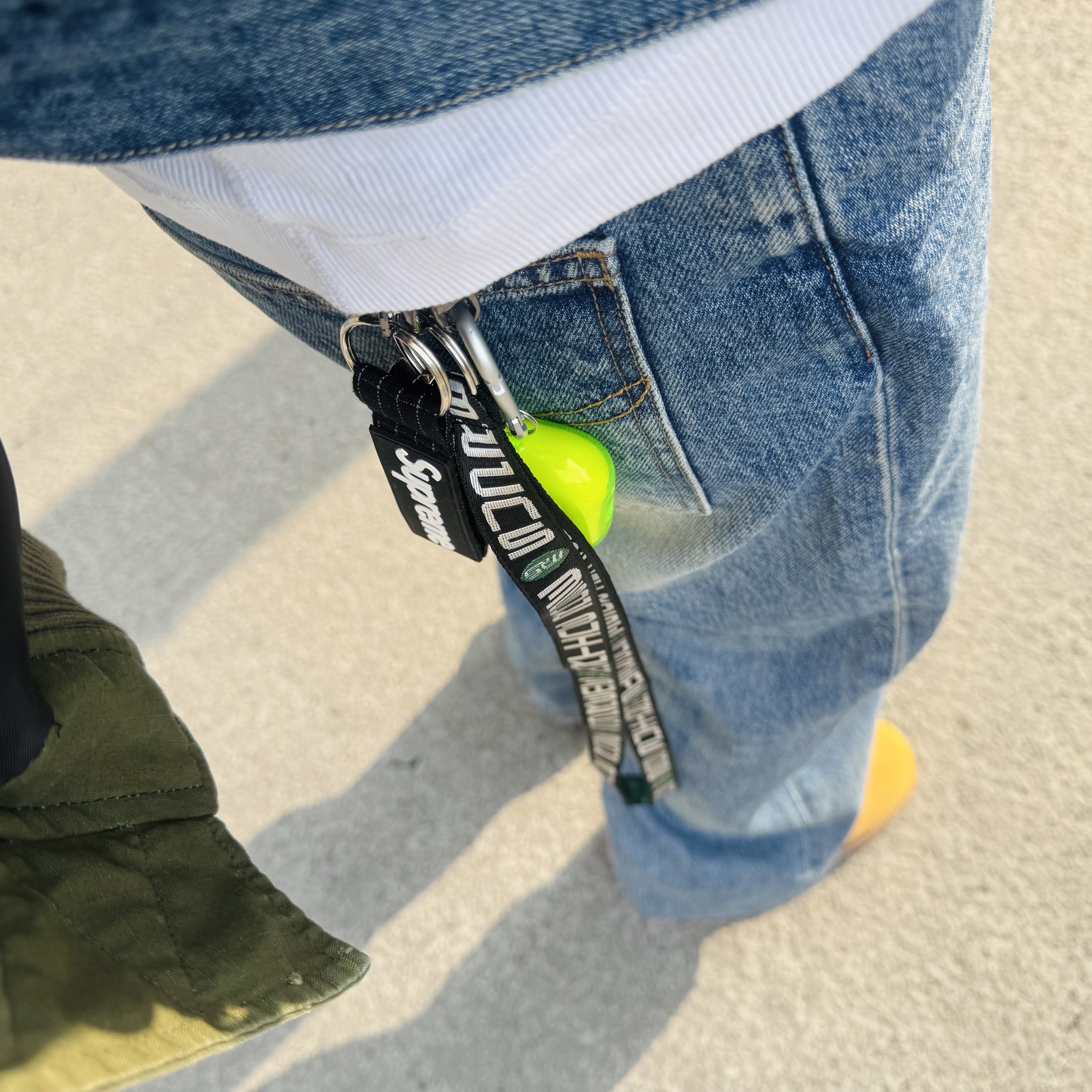 LOSTGARDEN Route Tan, STU X MIZUNO Stu Logo Embroidery Denim Pants Mid Blue 착용 스타일 - 2