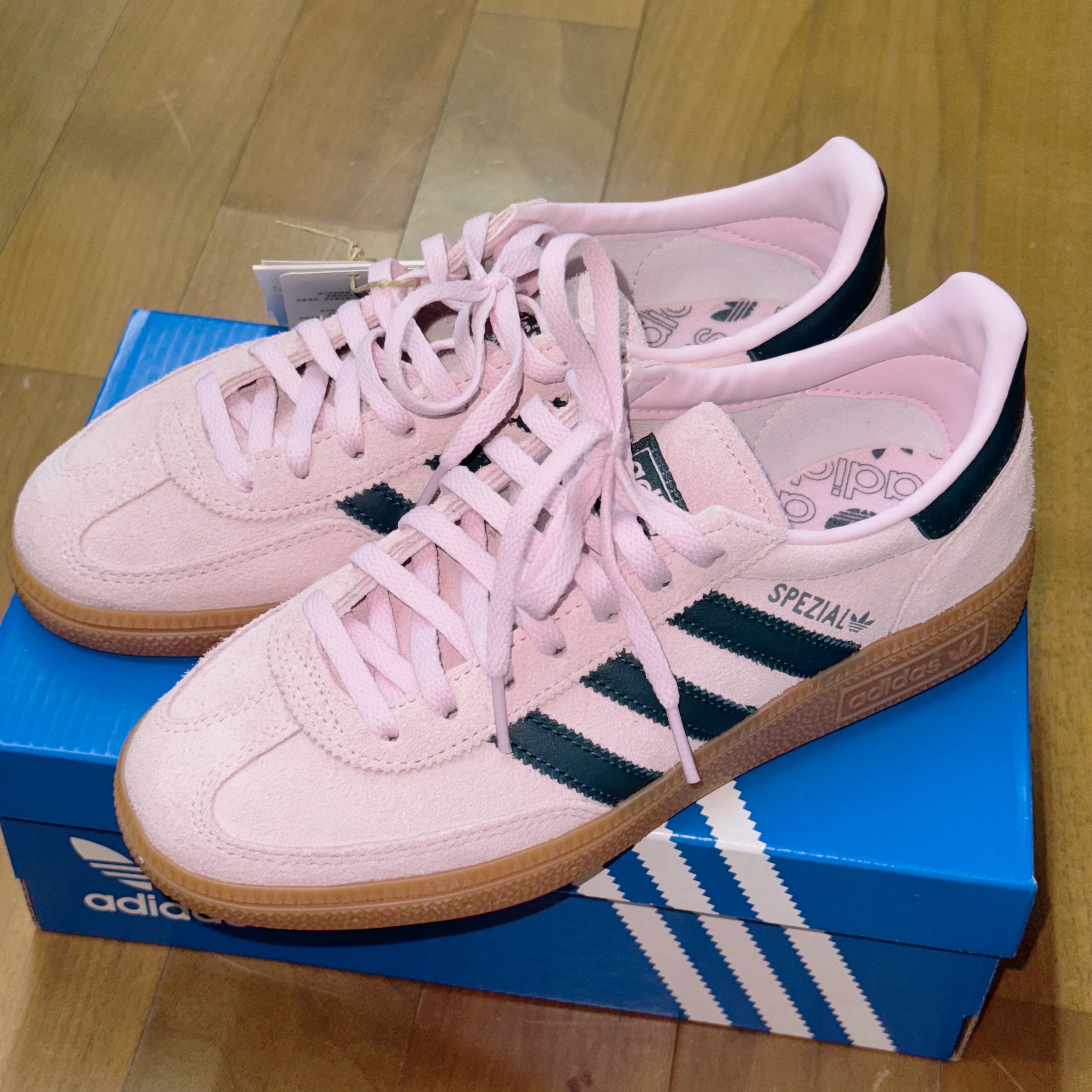 (W) Adidas Spezial Handball Clear Pink 착용 스타일