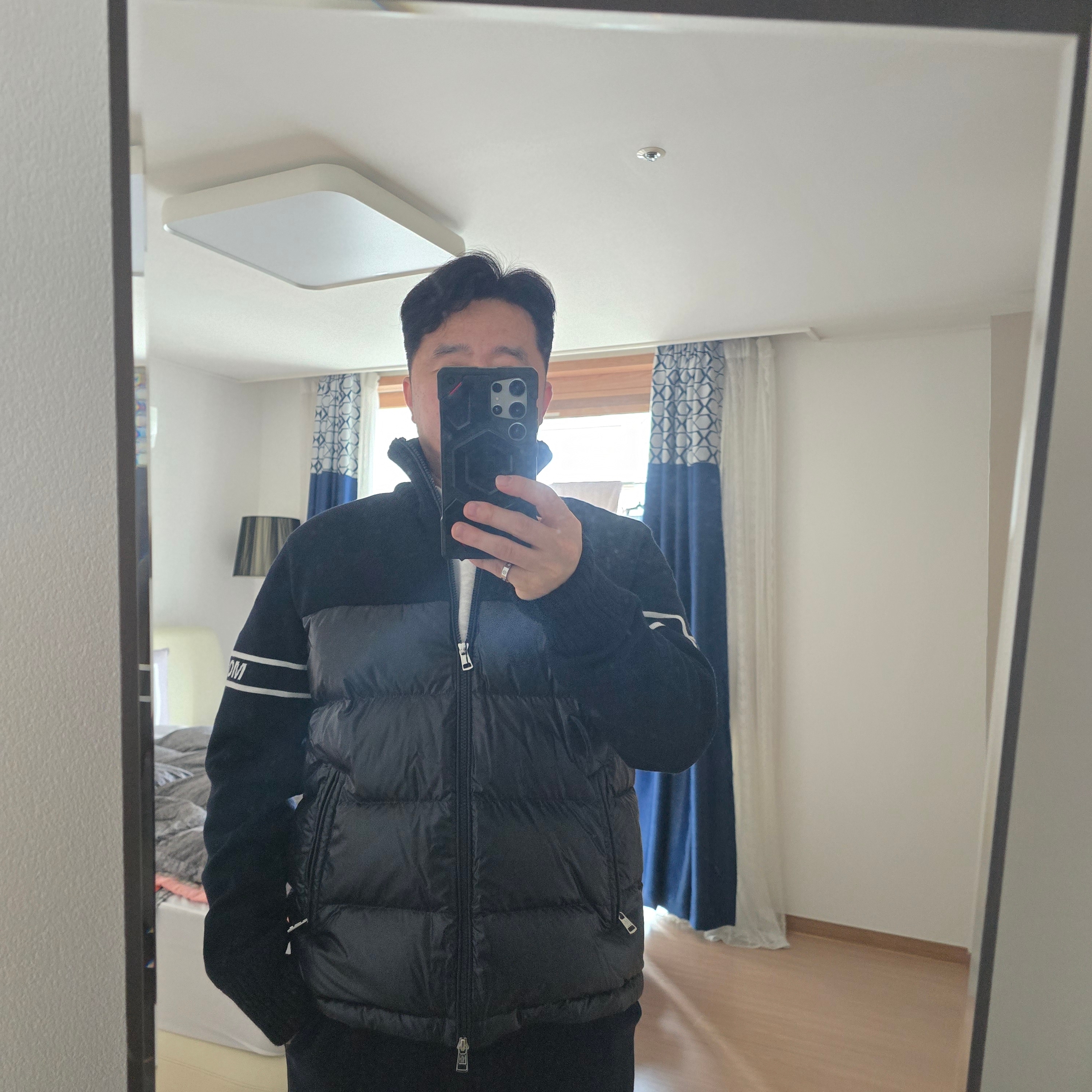 Moncler Padded Wool Blend Cardigan Night Blue - 23FW 착용 스타일