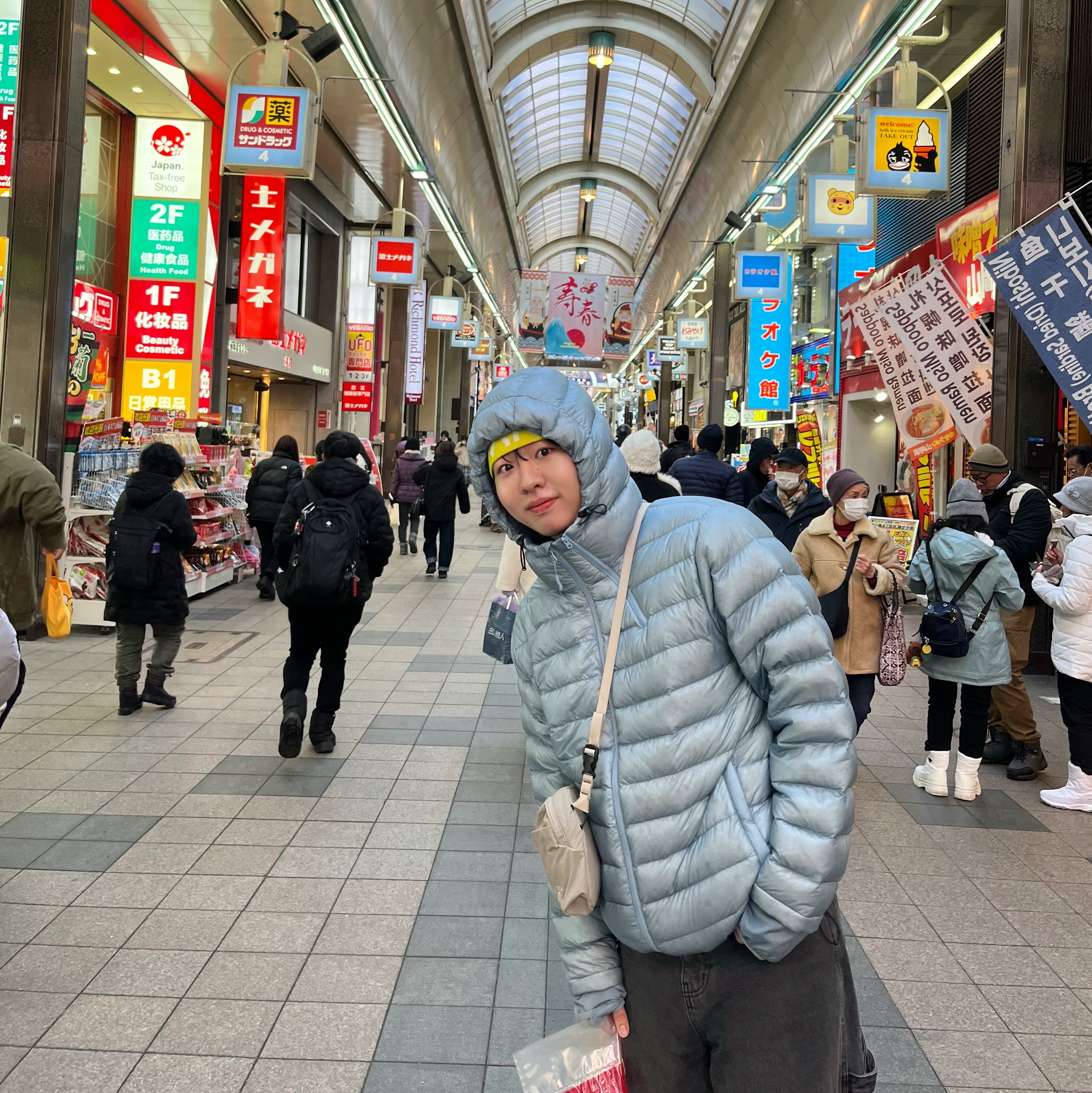 Sansan Gear Suffix Puffer Jacket Sky Blue - 24FW, Arc'teryx Heliad 6 Crossbody Bag Rune 착용 스타일 - 2