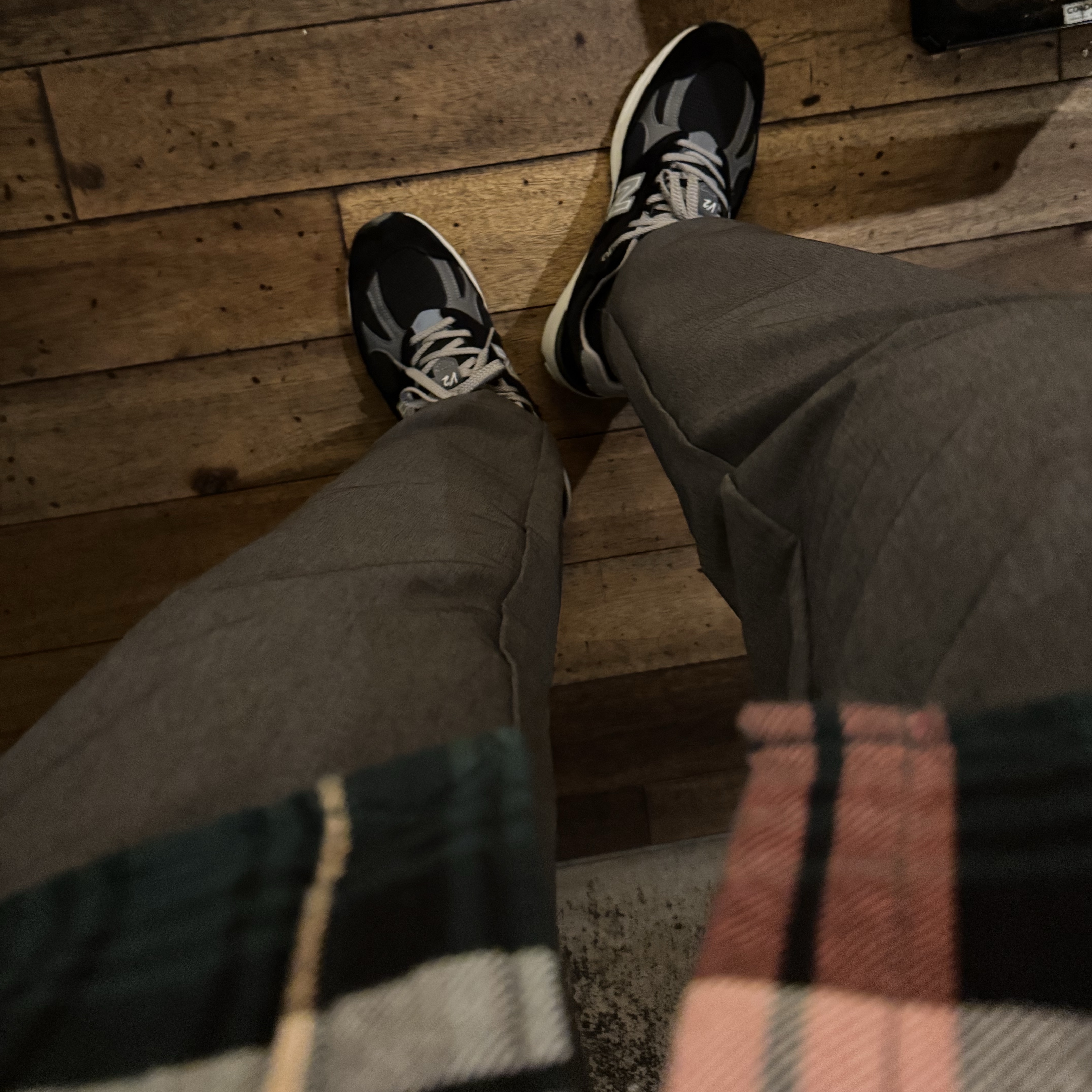 New Balance 991v2 Made in UK Black 착용 스타일