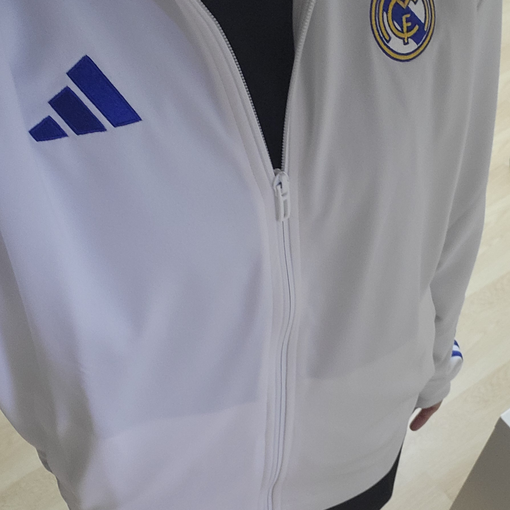 Adidas Real Madrid DNA Track Top White - US Sizing 착용 스타일