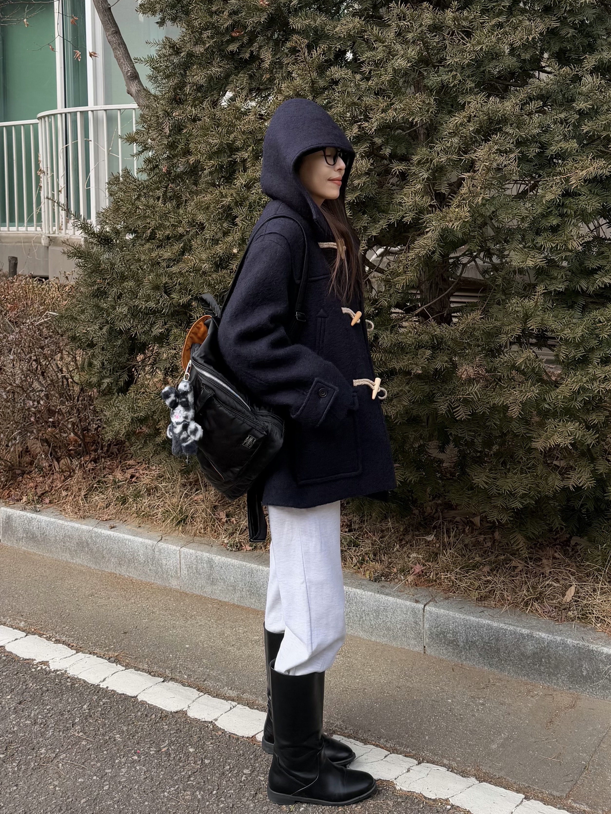 Fritur Brook Duffle Coat Navy_F244CT01, Porter Tanker Backpack Black 착용 스타일 - 2
