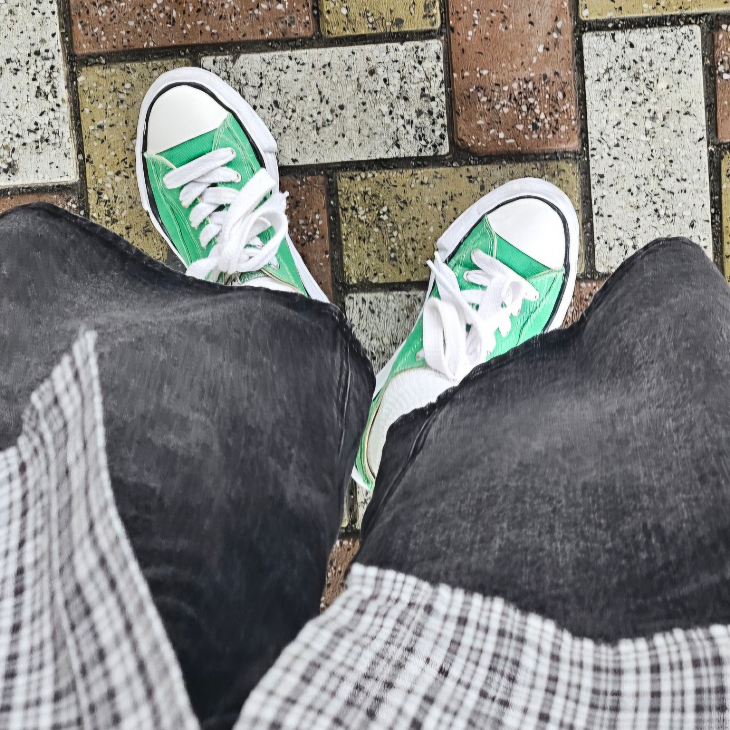 Maison Mihara Yasuhiro Peterson OG Sole Canvas Low Sneakers Green 착용 스타일