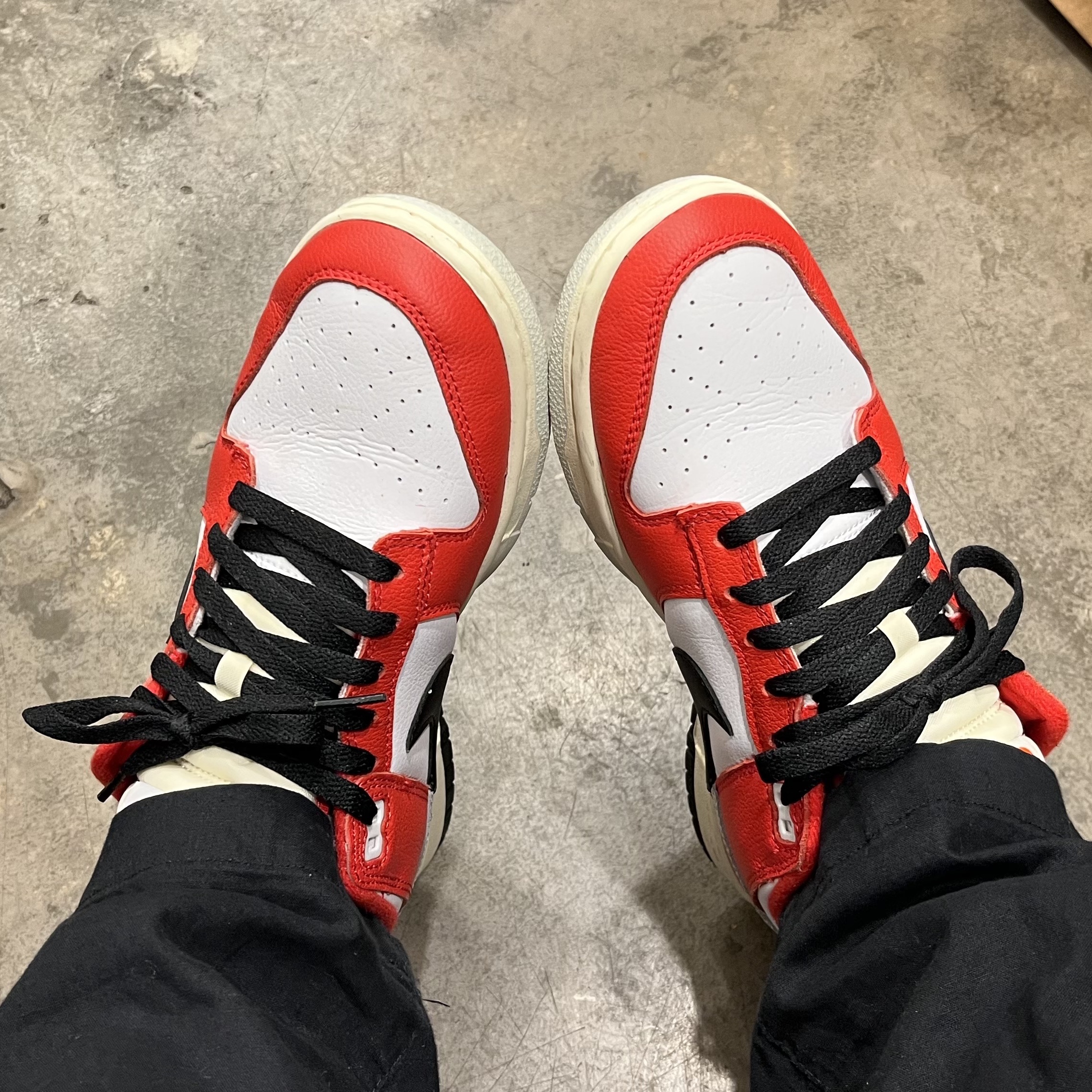 Nike Dunk Low Retro PRM University Red Black 착용 스타일 - 4