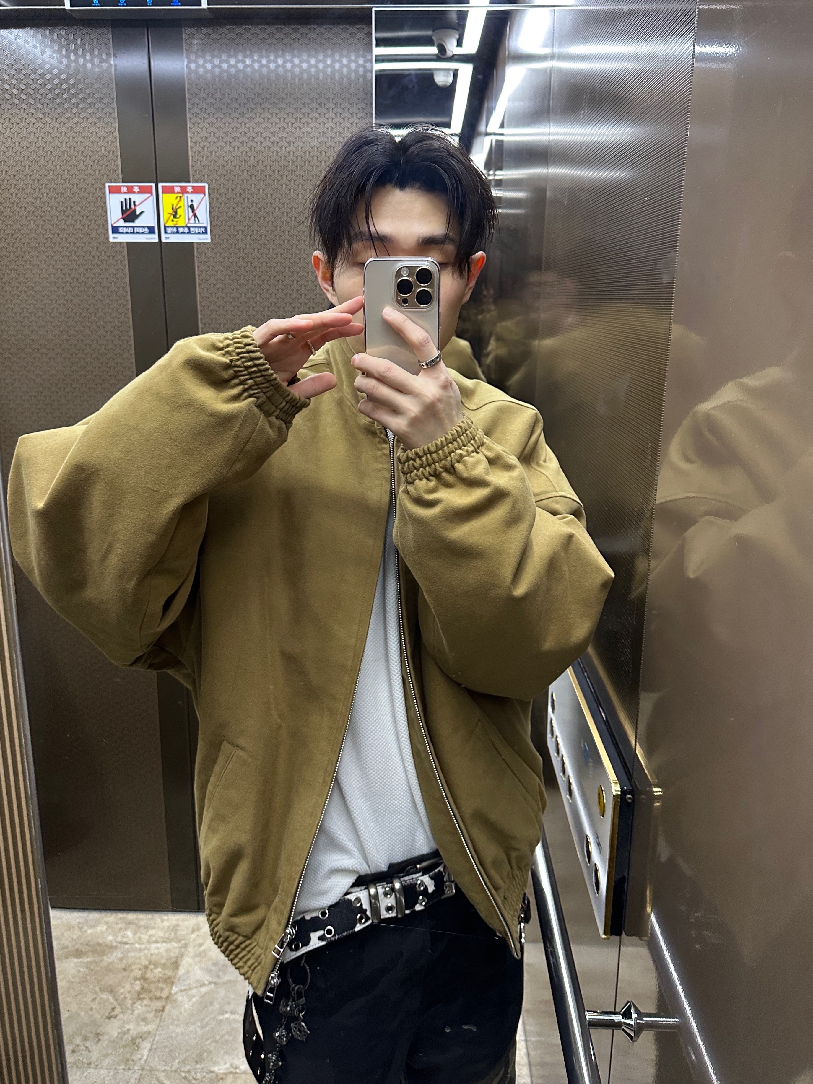 Balenciaga Combat Strike 20mm Boot Kaki, Nonnod Moleskine Bomber Jacket Camel 착용 스타일 - 6