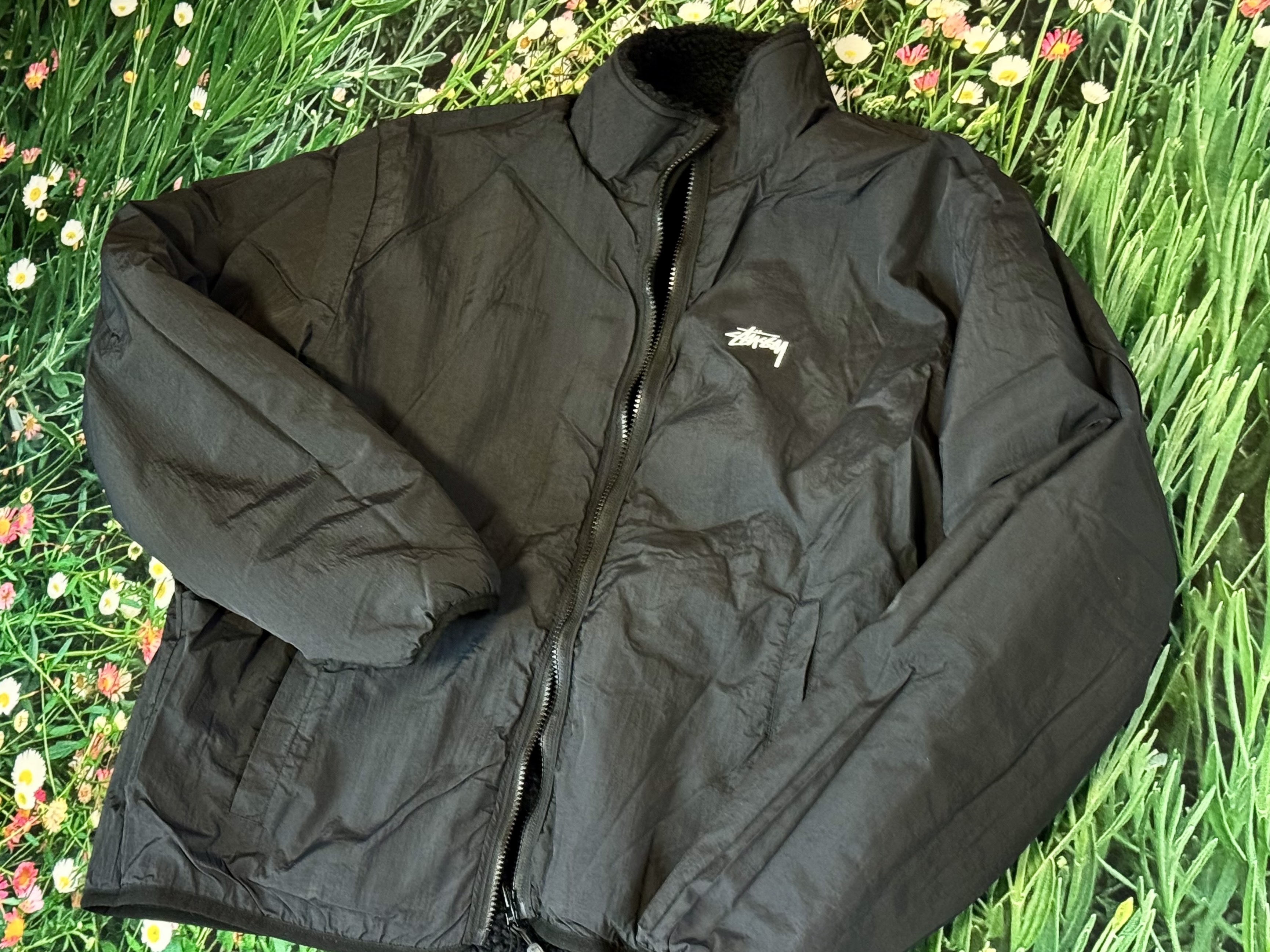 Stussy Sherpa Reversible Jacket Lava, Stussy Sherpa Reversible Jacket Black 착용 스타일 - 4