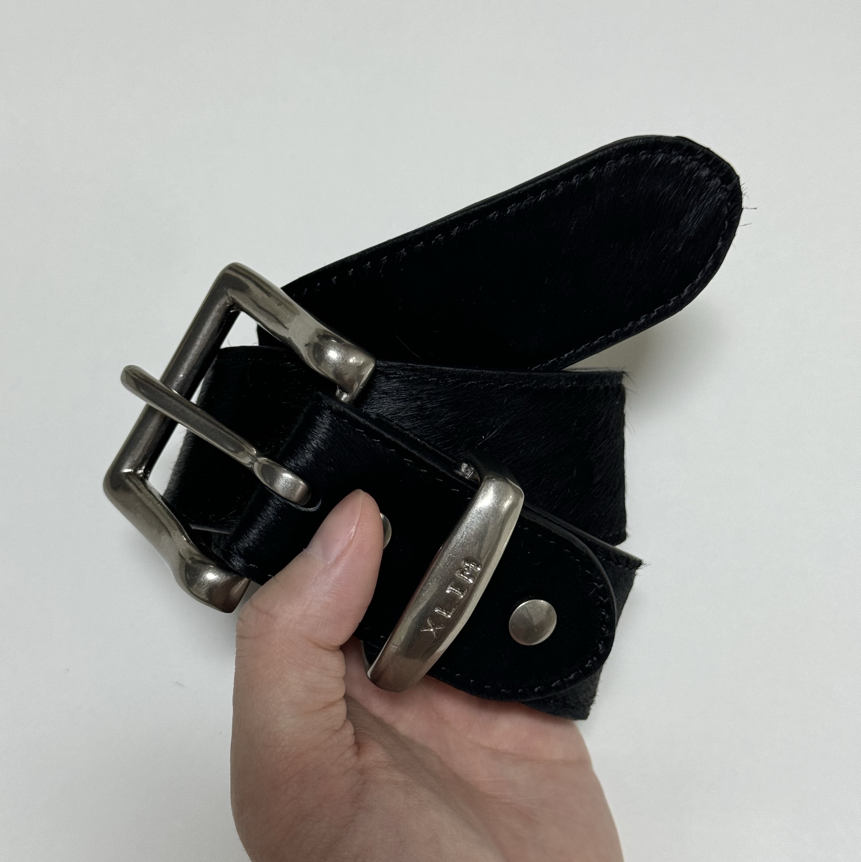 Xlim EP.4 Synopsis 01 Belt Black 착용 스타일 - 3