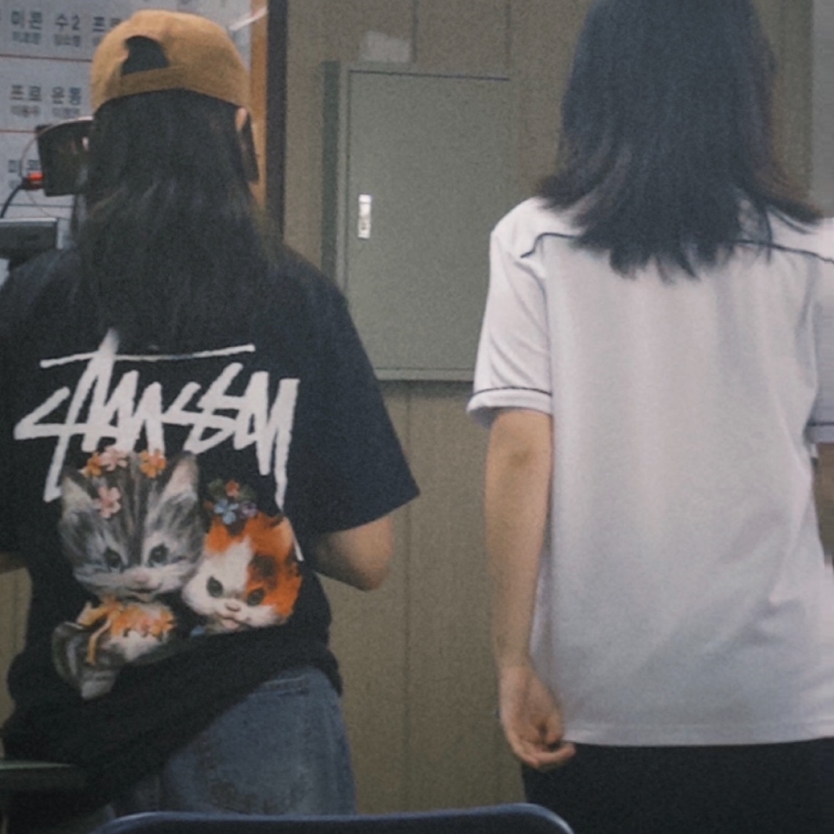 Stussy Kittens T-Shirt Black, Carhartt Canvas Cap Carhartt Brown 착용 스타일 - 2