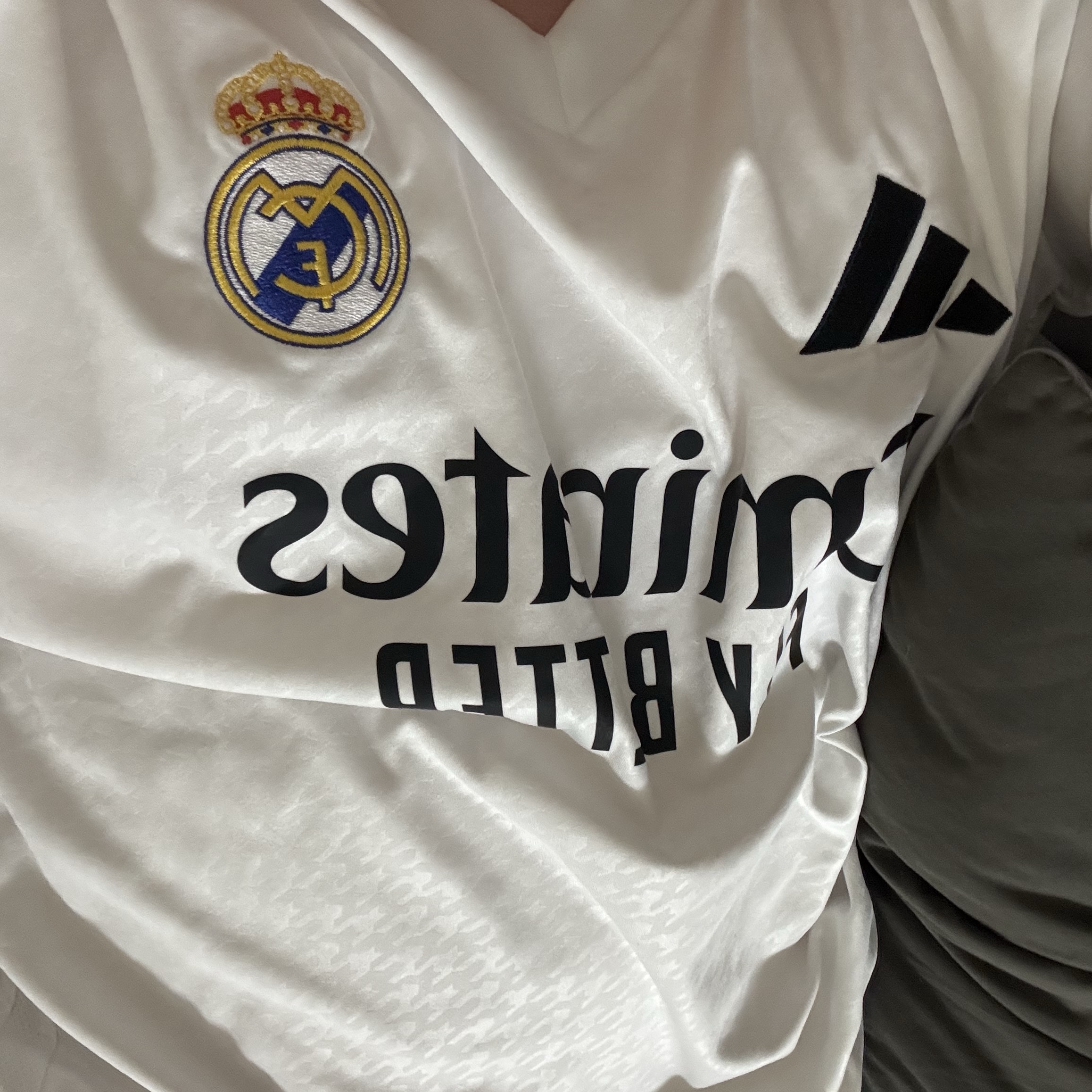 Adidas Real Madrid 2024/25 Home Jersey White - KR Sizing (Non Marking Ver.) 착용 스타일