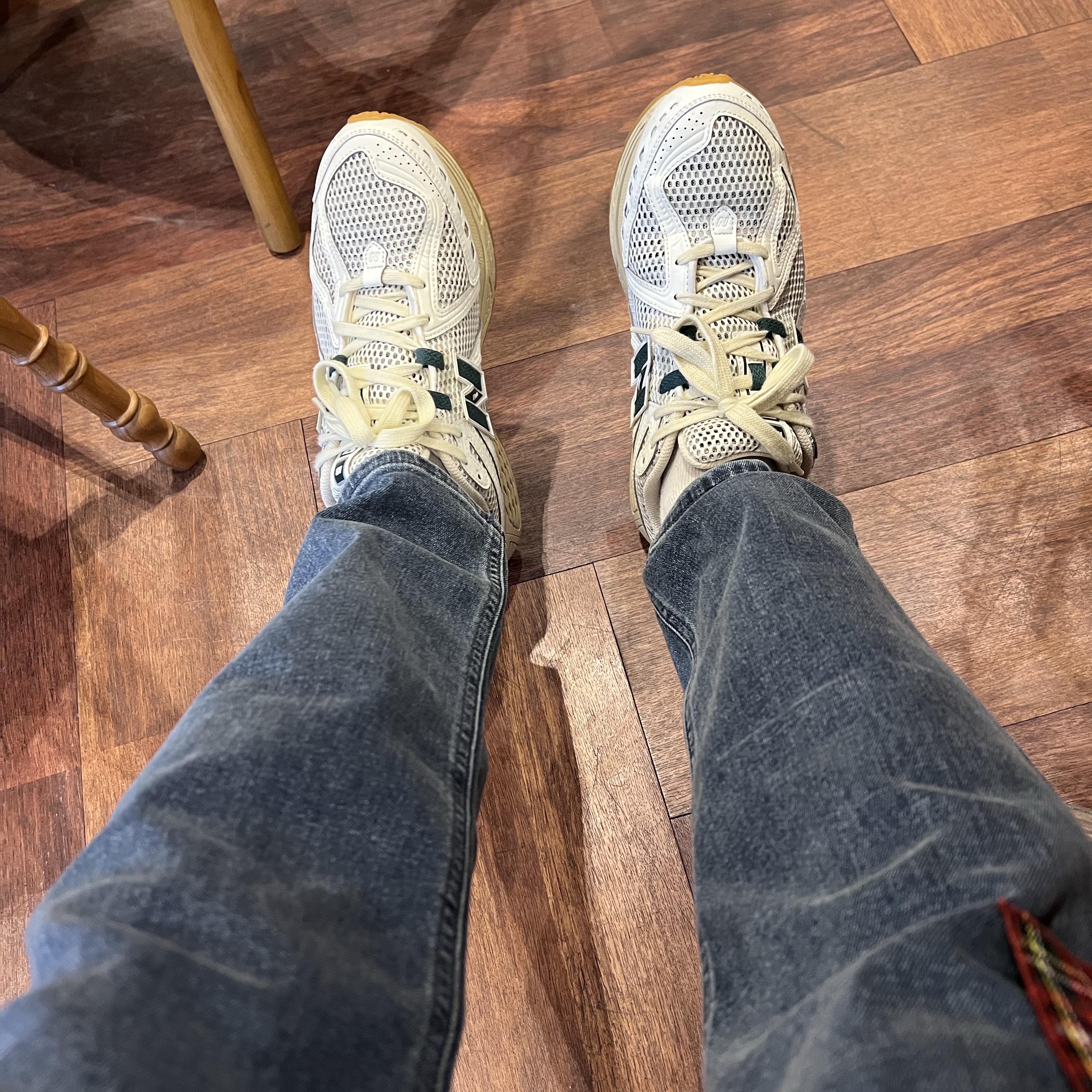 New Balance 1906R Silver Green 착용 스타일