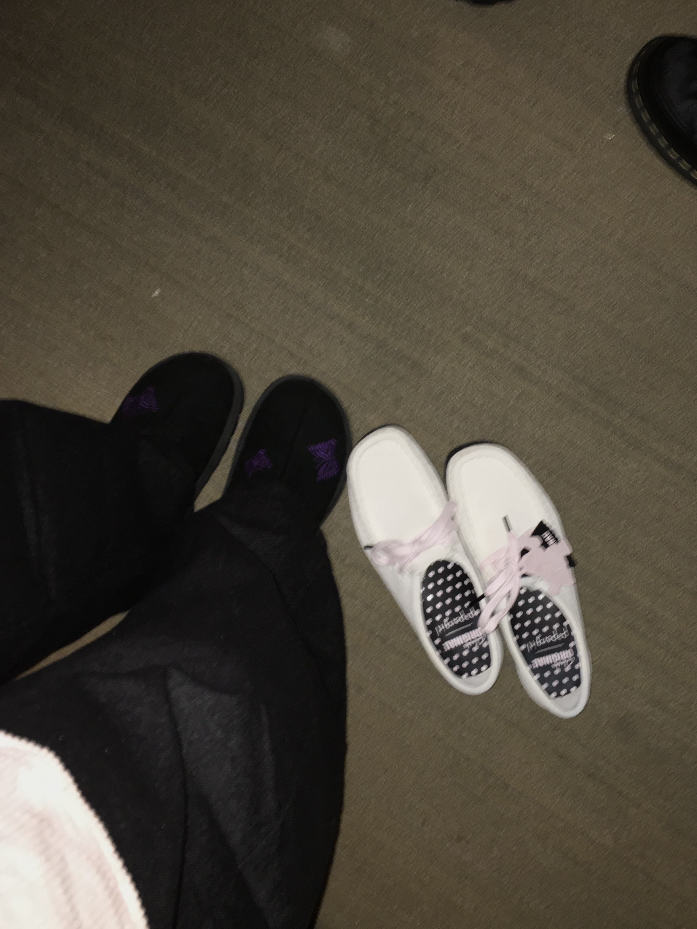 (W) Clarks x Papergirl Wallabee White, Reebok x Needles Beatnik Moc Core Black Extreme Purple 착용 스타일 - 3